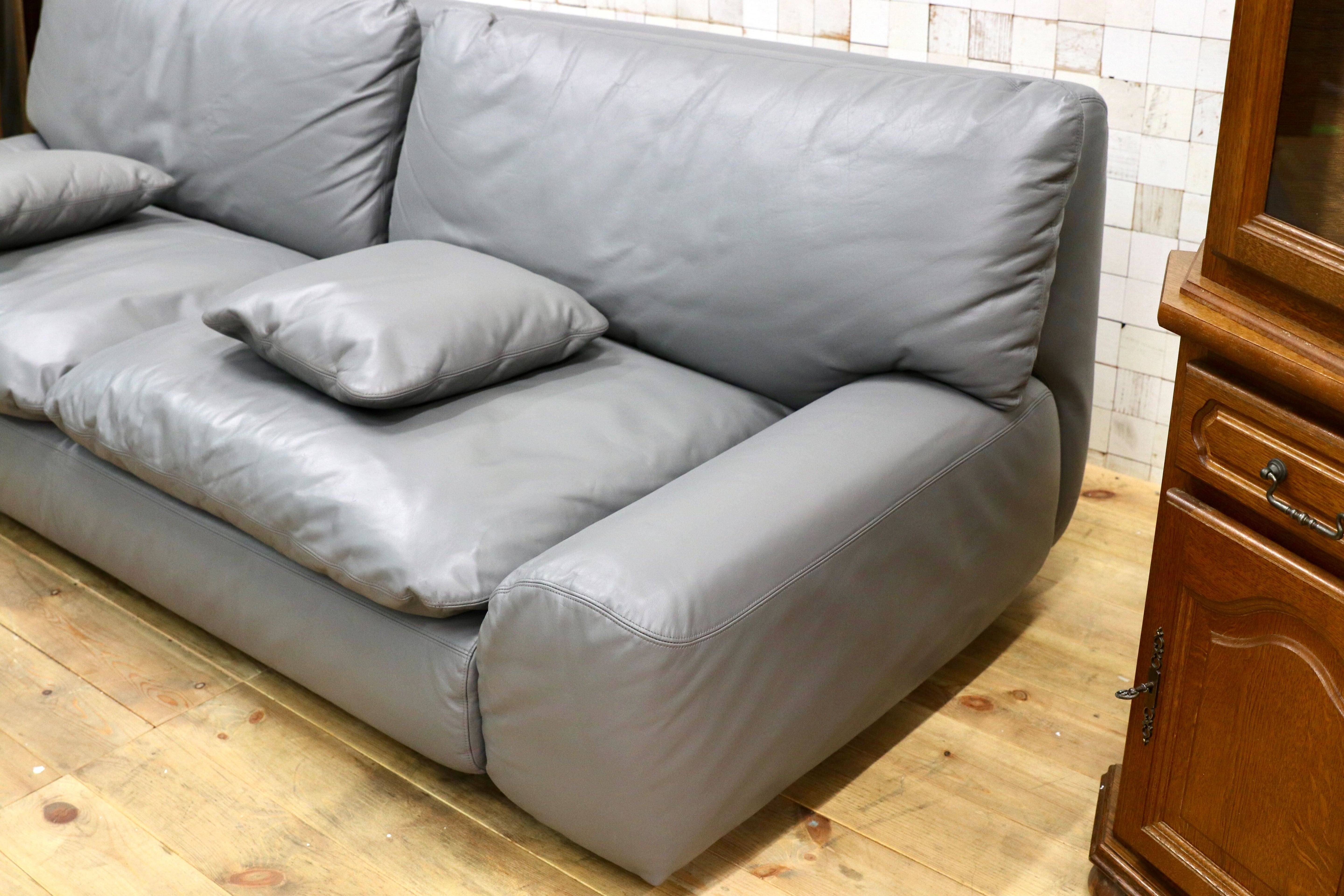 GMIH366○arflex / アルフレックス BENGODI ベンゴディ チニ・ボエリ 3人掛けソファ 本革 グレー イタリアモダン 最高級 定価約190万