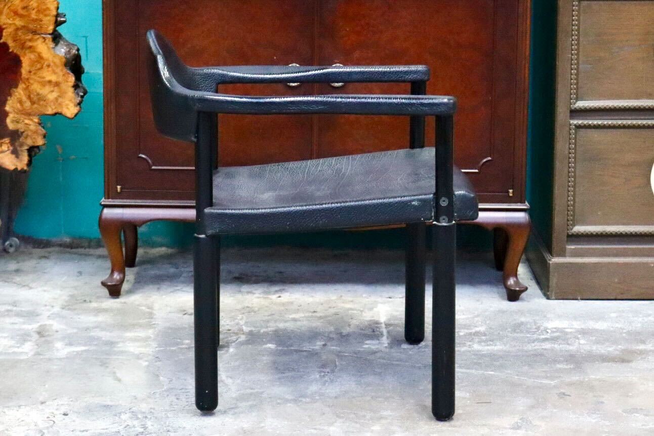 GMIS471J○レオナルド アームチェア ブラック スイス デザイナーズ家具 チェア 椅子 INTER-DECOR取扱い 検）Cassina Strassle Collection