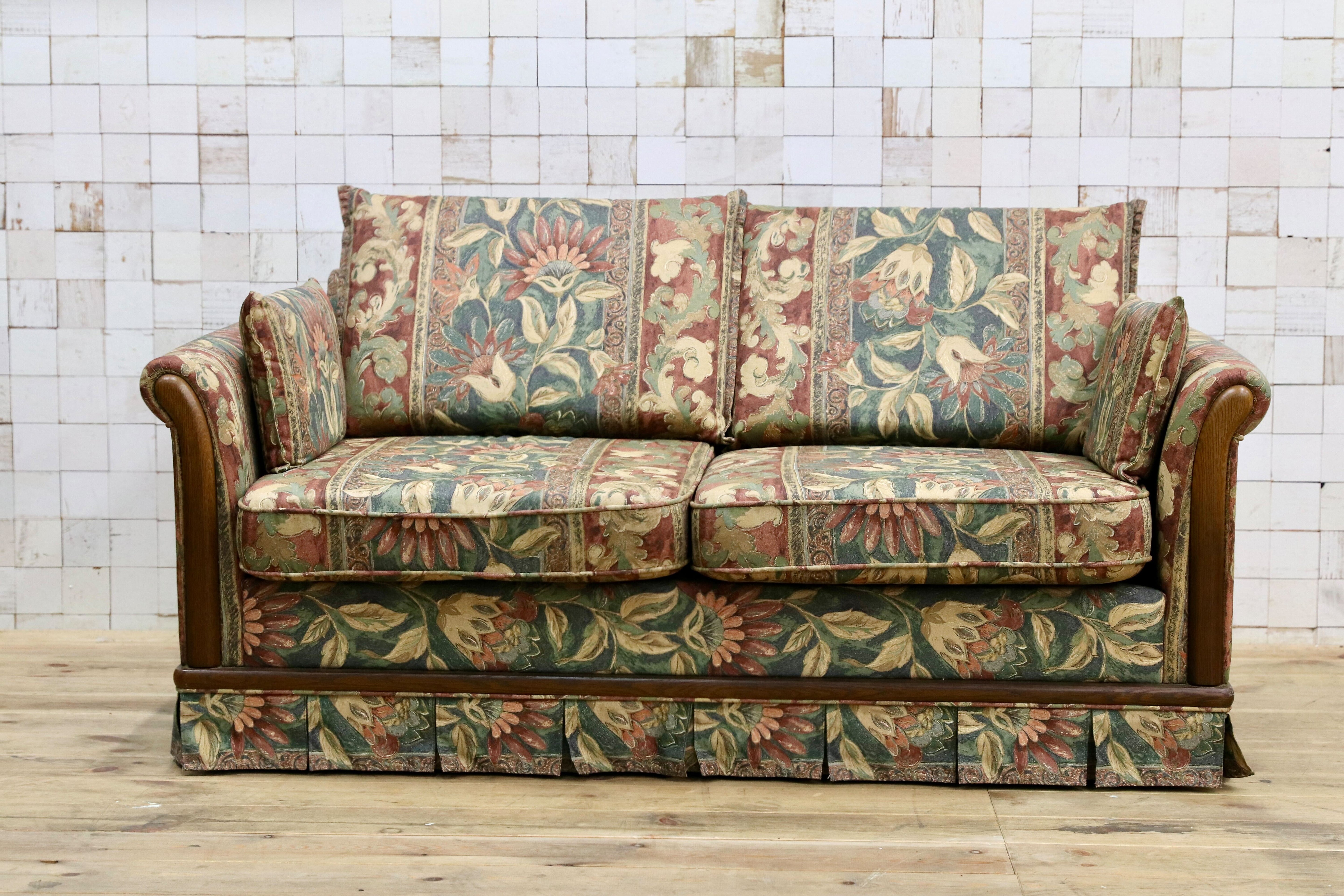 GMIK875○飛騨産業 / HIDA キツツキ 2人掛けソファ ラブソファ レトロ 花柄 リビング ソファ アンティーク調 古民家 ノスタルジック