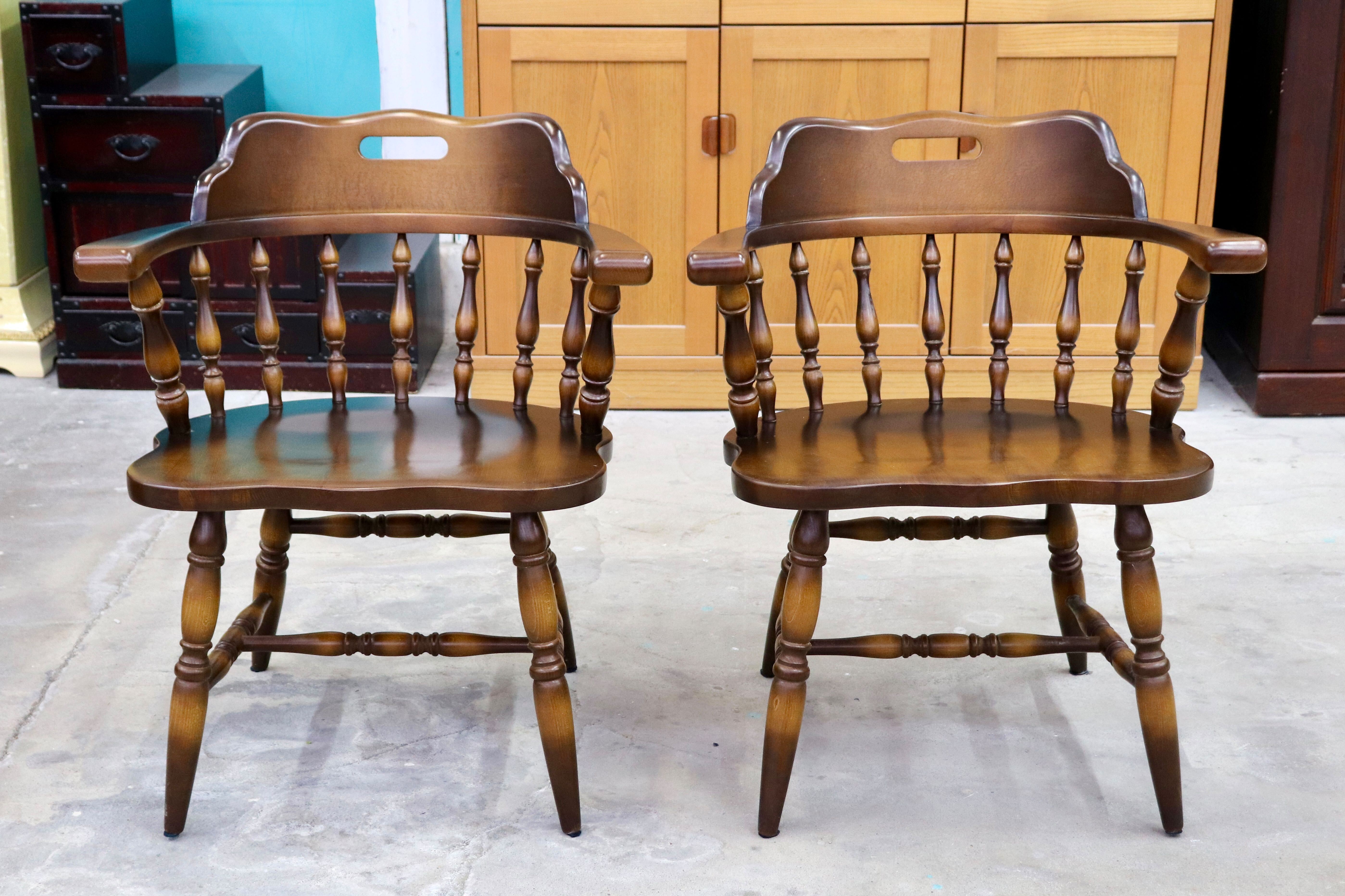 GMIH317A○飛騨産業 / HIDA キツツキ アームチェア 2脚セット ダイニングチェア キャプテンチェア 椅子 ヴィンテージ 無垢 国産家具