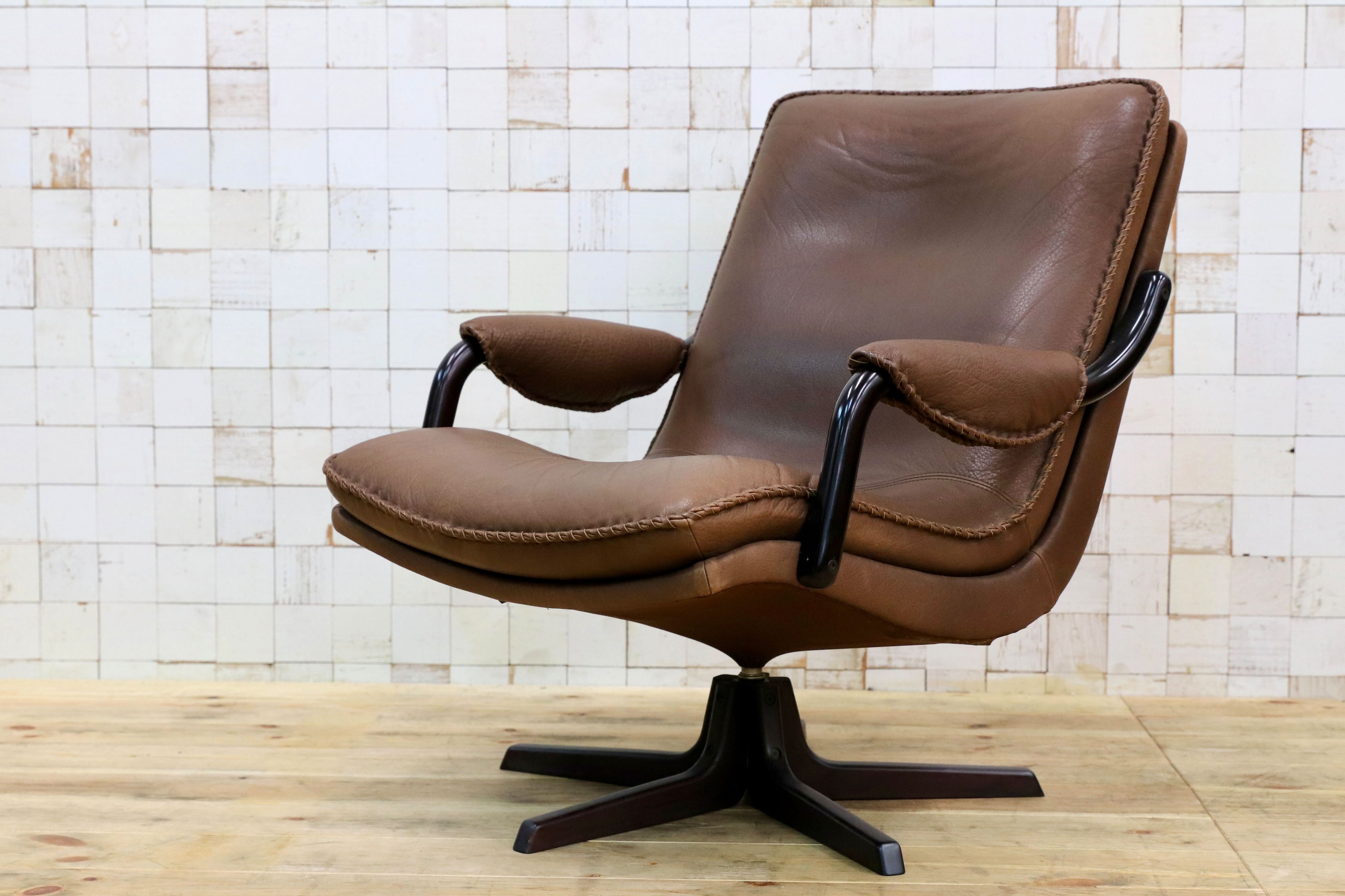 GMIO161A○BERG Furniture / ベルグファニチャー 1人掛けソファ ラウンジチェア 回転式 本革 ミッドセンチュリー ヴィンテージ デンマーク