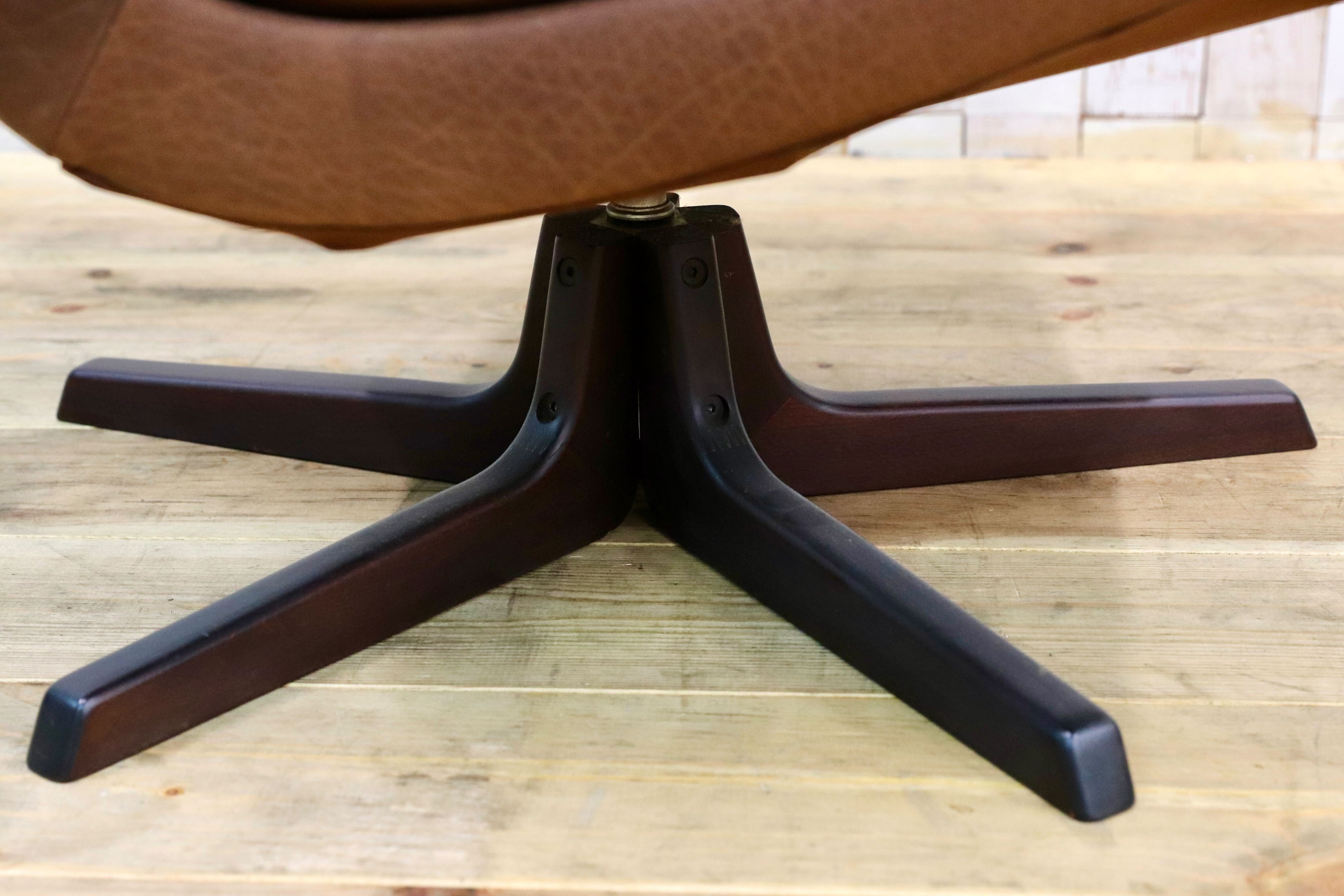 GMIO161B○BERG Furniture / ベルグファニチャー 1人掛けソファ ラウンジチェア 回転式 本革 ミッドセンチュリー ヴィンテージ デンマーク