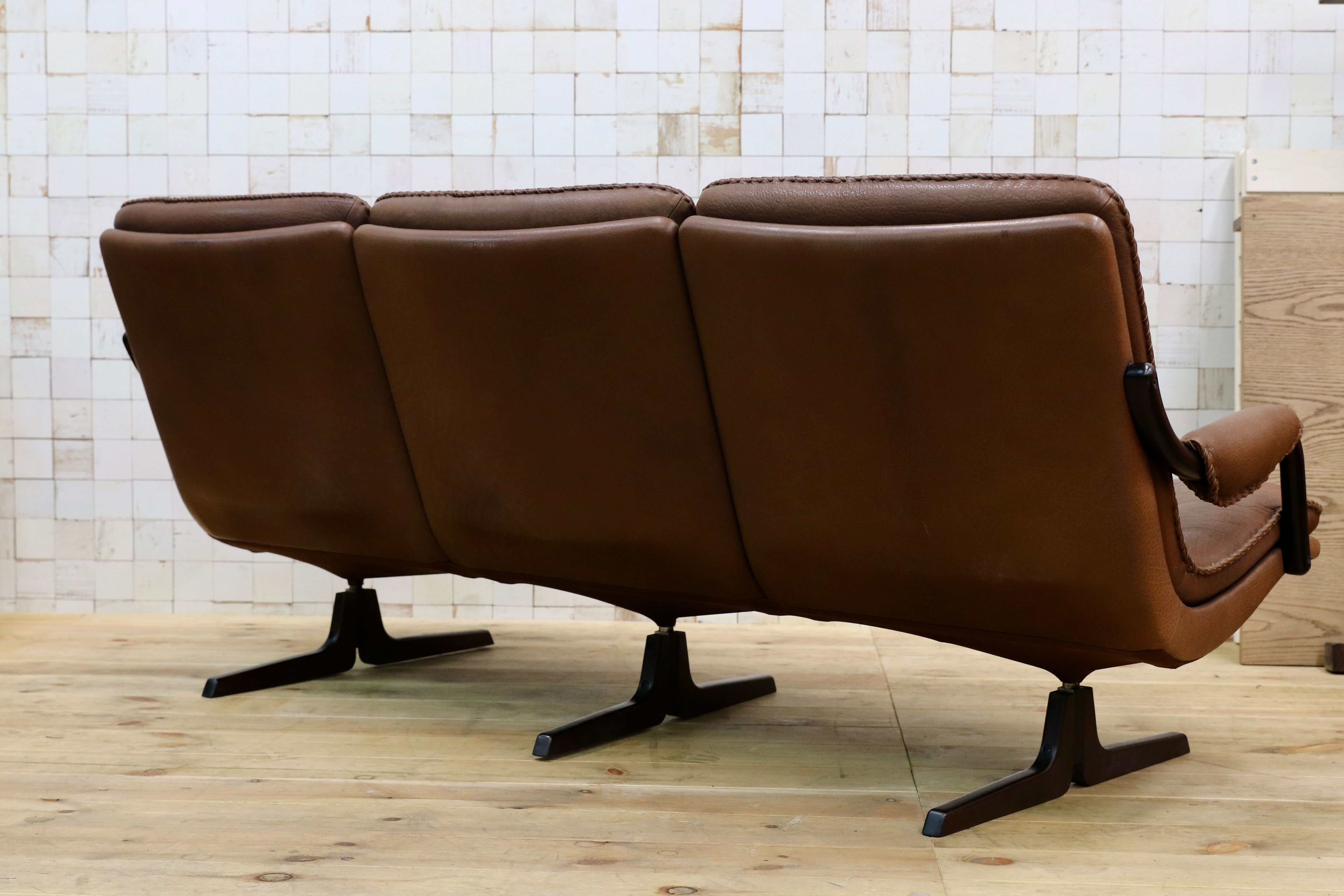 GMIO161C○BERG Furniture / ベルグファニチャー 3人掛けソファ トリプルソファ 長椅子 本革 ミッドセンチュリー ヴィンテージ デンマーク