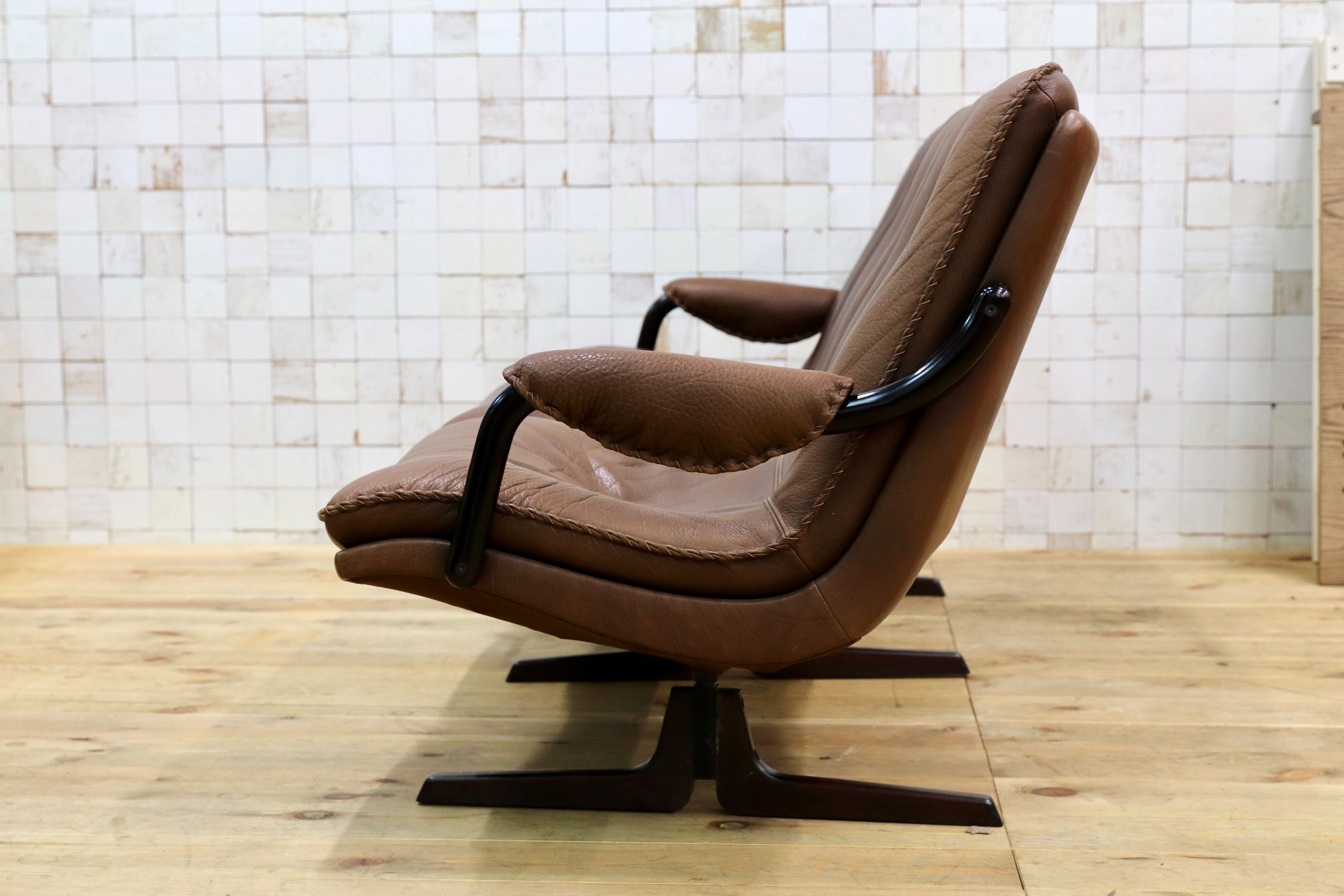 GMIO161C○BERG Furniture / ベルグファニチャー 3人掛けソファ トリプルソファ 長椅子 本革 ミッドセンチュリー ヴィンテージ デンマーク