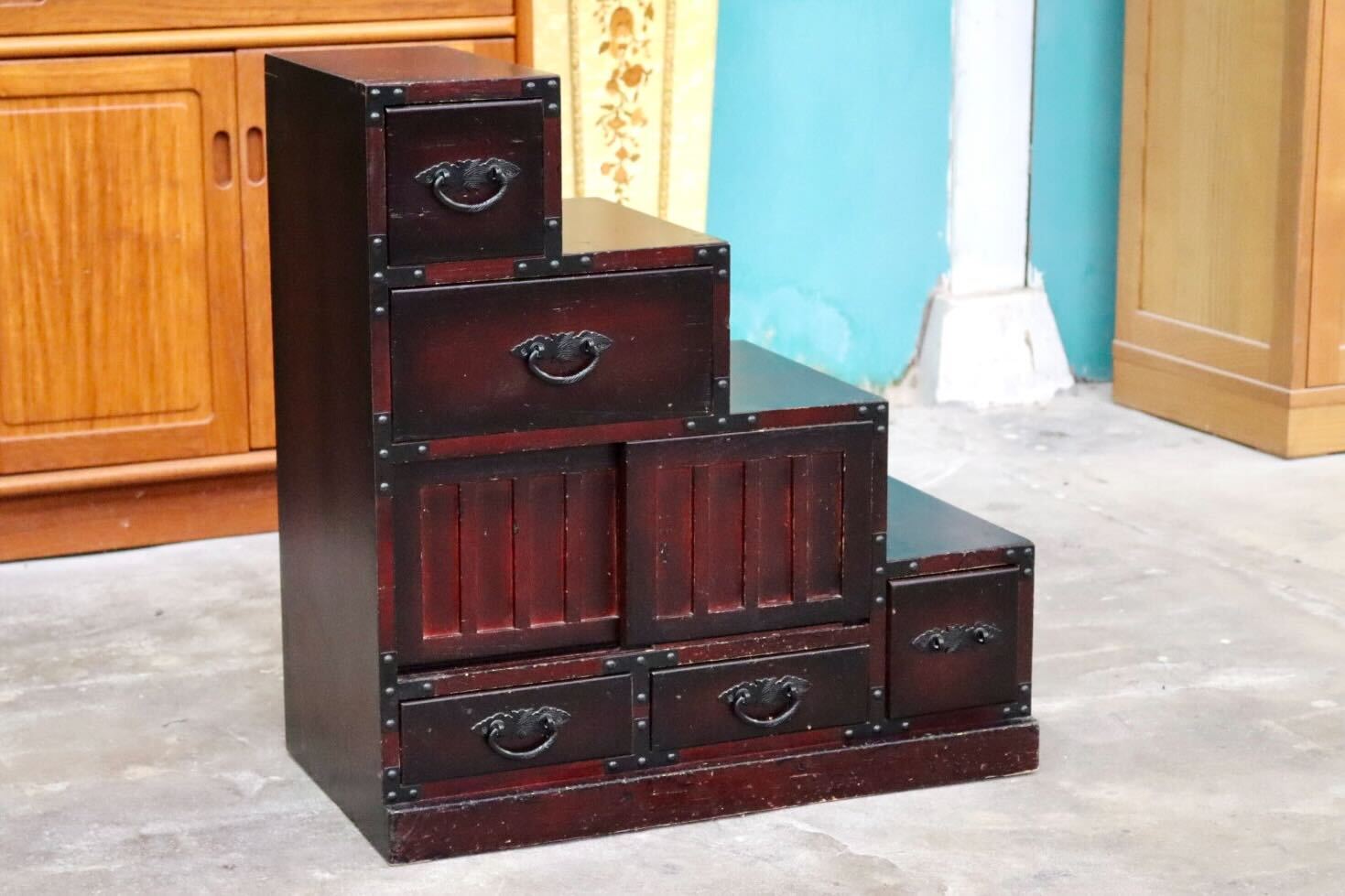 GMIK382A○階段箪笥 時代箪笥 和家具 和モダン 和室 座敷 古民家 チェスト 整理箪笥 アンティーク レトロ 木製 小物入れ 古民具 インテリア