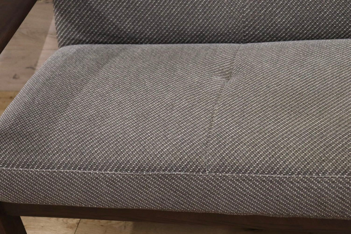 GMJH343◯Chitano / チターノ 2人掛けソファ ラブソファ 長椅子 ファブリック オーク材 karimoku カリモク 国産家具