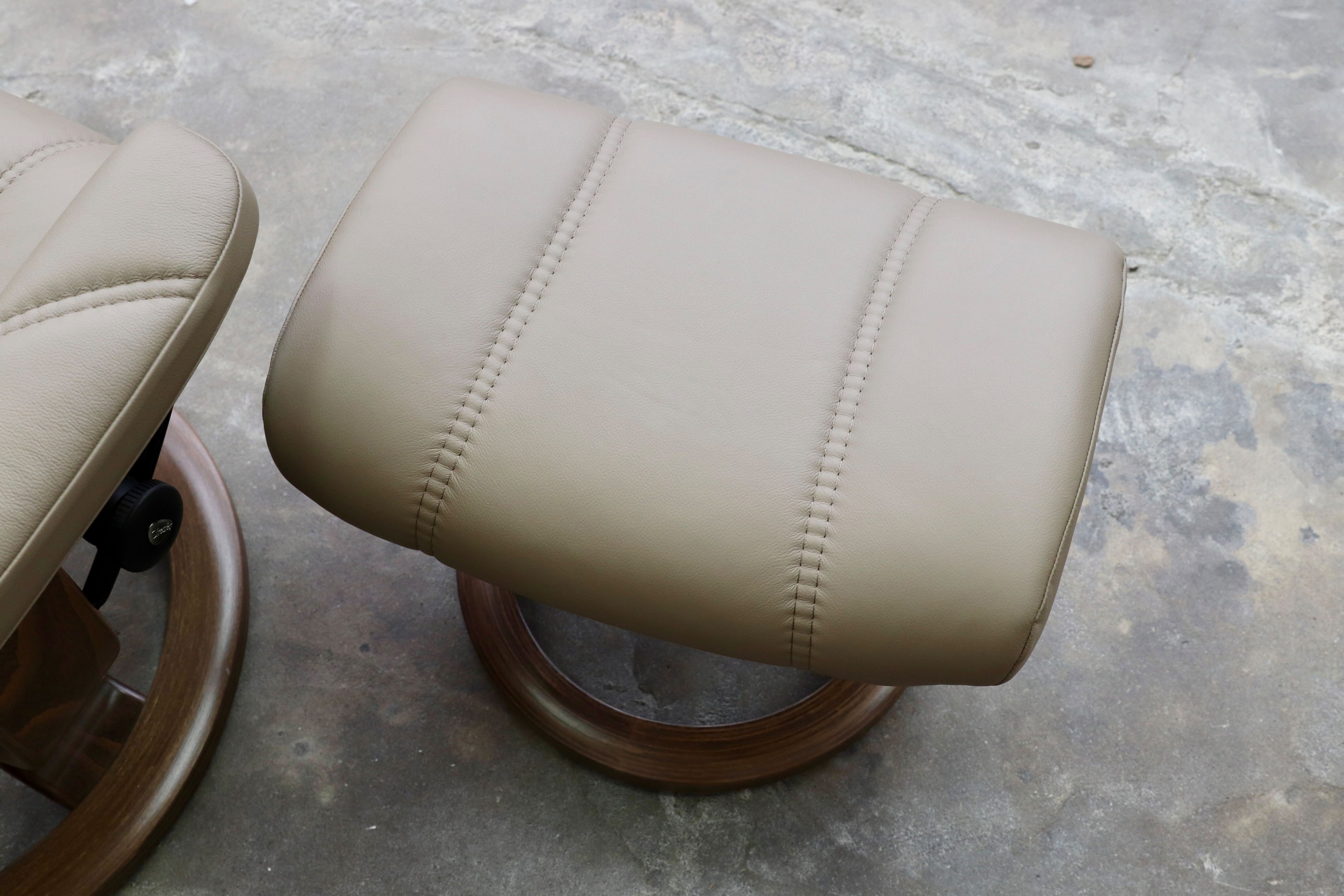 GMIK453○EKORNES / エコーネス Consul コンサル Mサイズ リクライニングチェア パーソナルチェア 北欧 ノルウェー 約30万 24年製 展示品