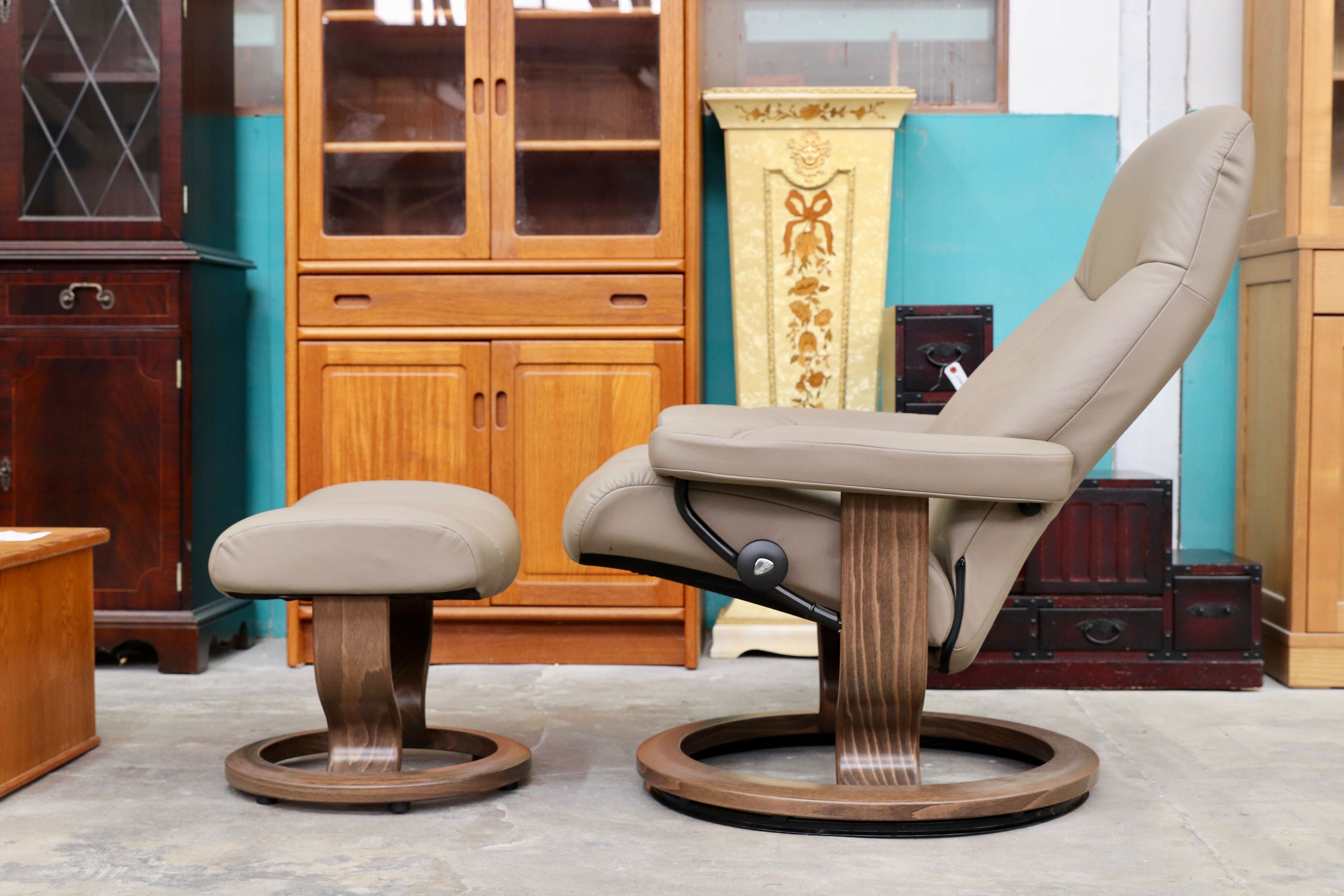 GMIK453○EKORNES / エコーネス Consul コンサル Mサイズ リクライニングチェア パーソナルチェア 北欧 ノルウェー 約30万 24年製 展示品