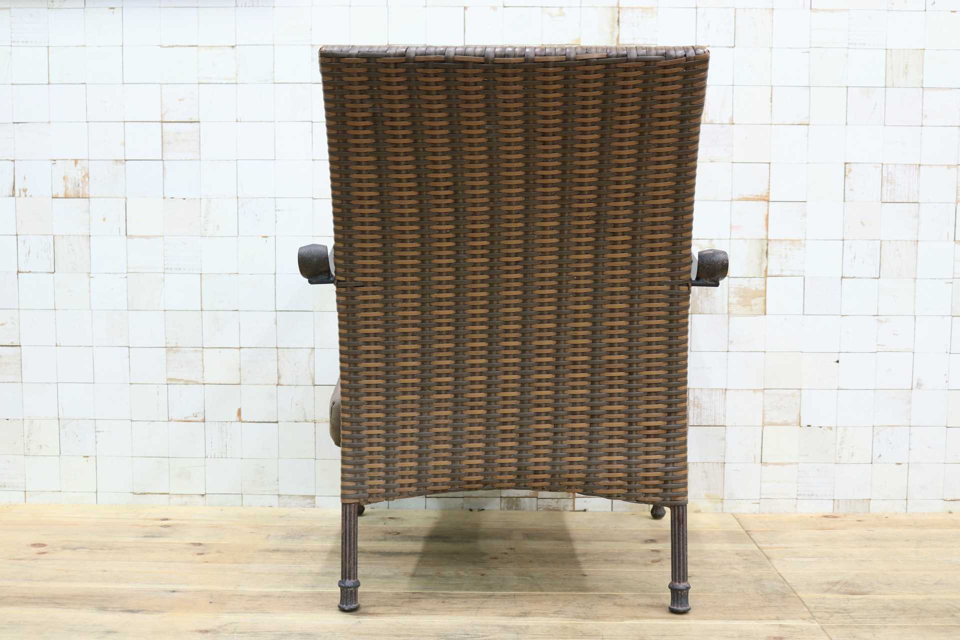 GMIK706A○ガーデンチェア アームチェア ラウンジチェア 椅子 一人掛け 編み込み 金属フレーム ブラウン ラタン調