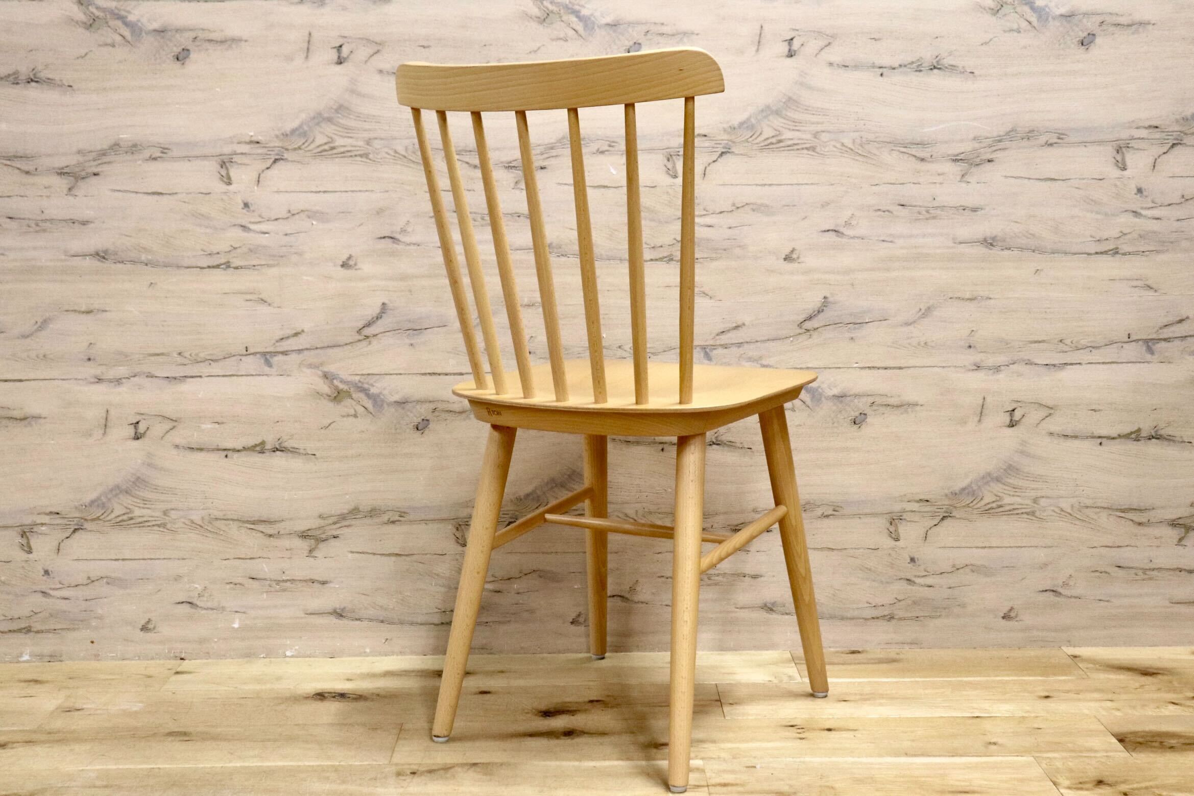 GMIK653○TON / トン アイロニカチェア チェコ製 ダイニングチェア ビーチ材 椅子 天然木 ナチュラル モダン カフェ 定価約2.7万