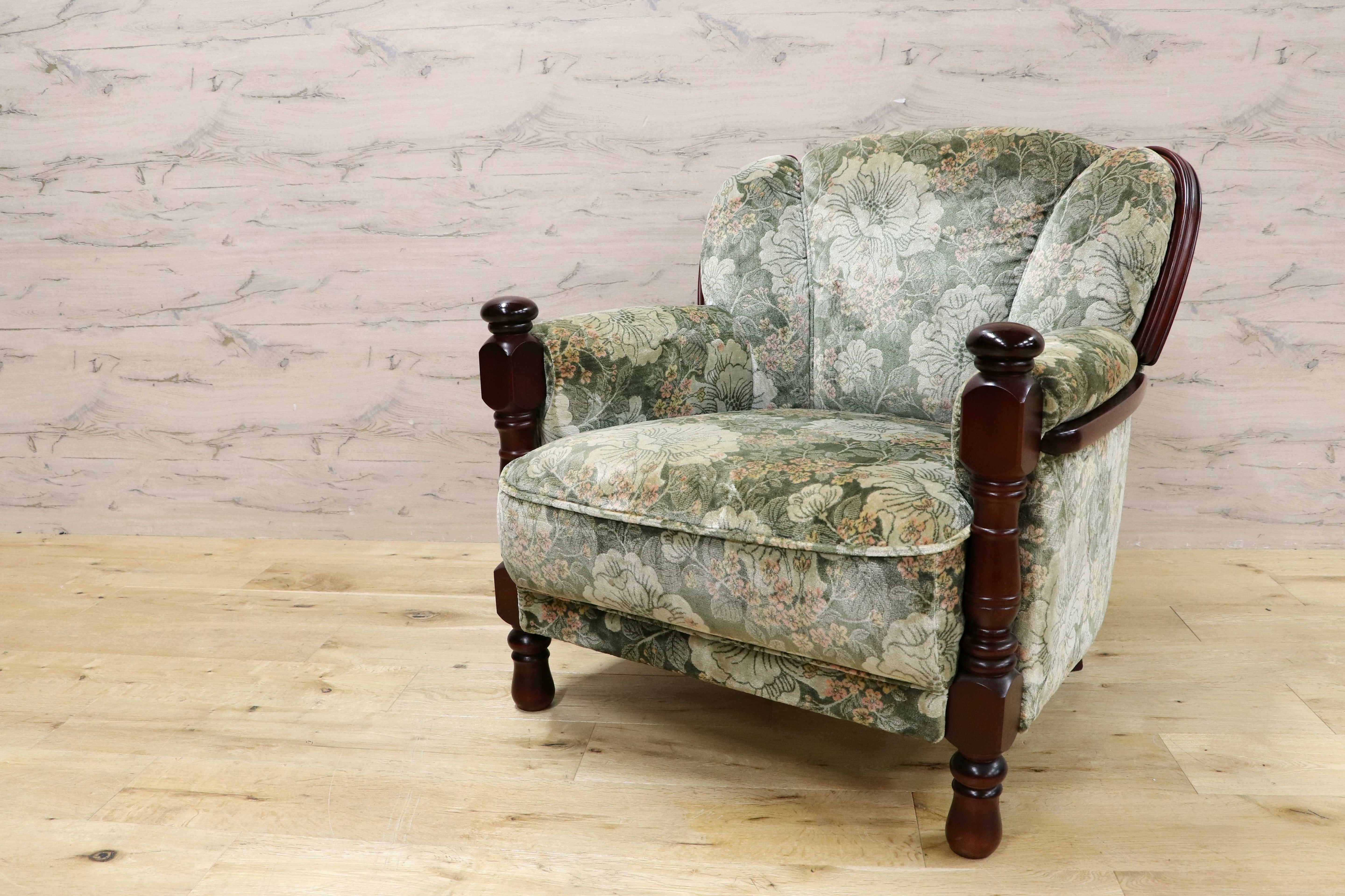 GMIH195A○karimoku / カリモク コロニアル 1人掛けソファ シングルソファ ラウンジチェア 国産家具 ファブリック 花柄 定価約10.4万 カリモク家具