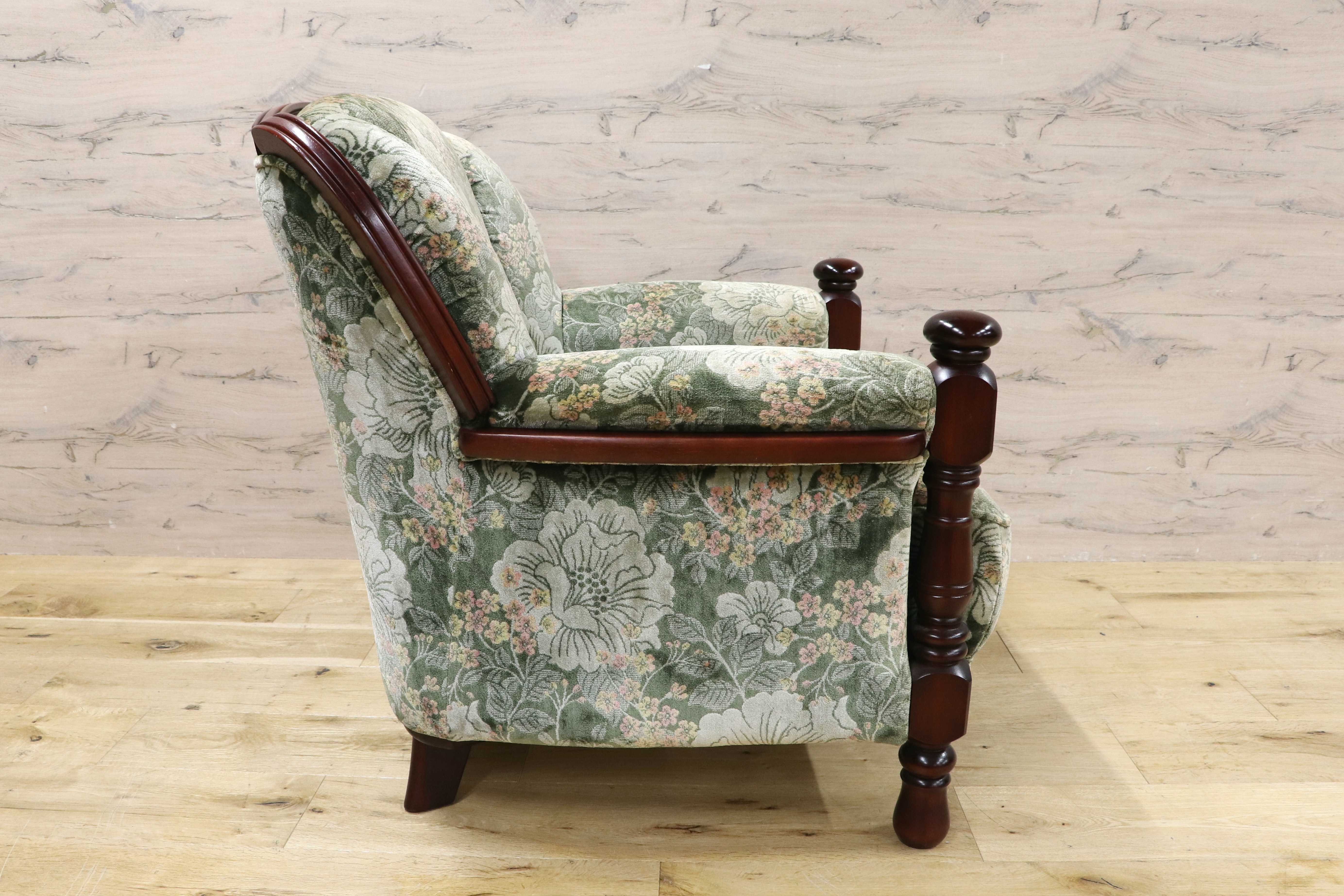 GMIH195A○karimoku / カリモク コロニアル 1人掛けソファ シングルソファ ラウンジチェア 国産家具 ファブリック 花柄 定価約10.4万 カリモク家具