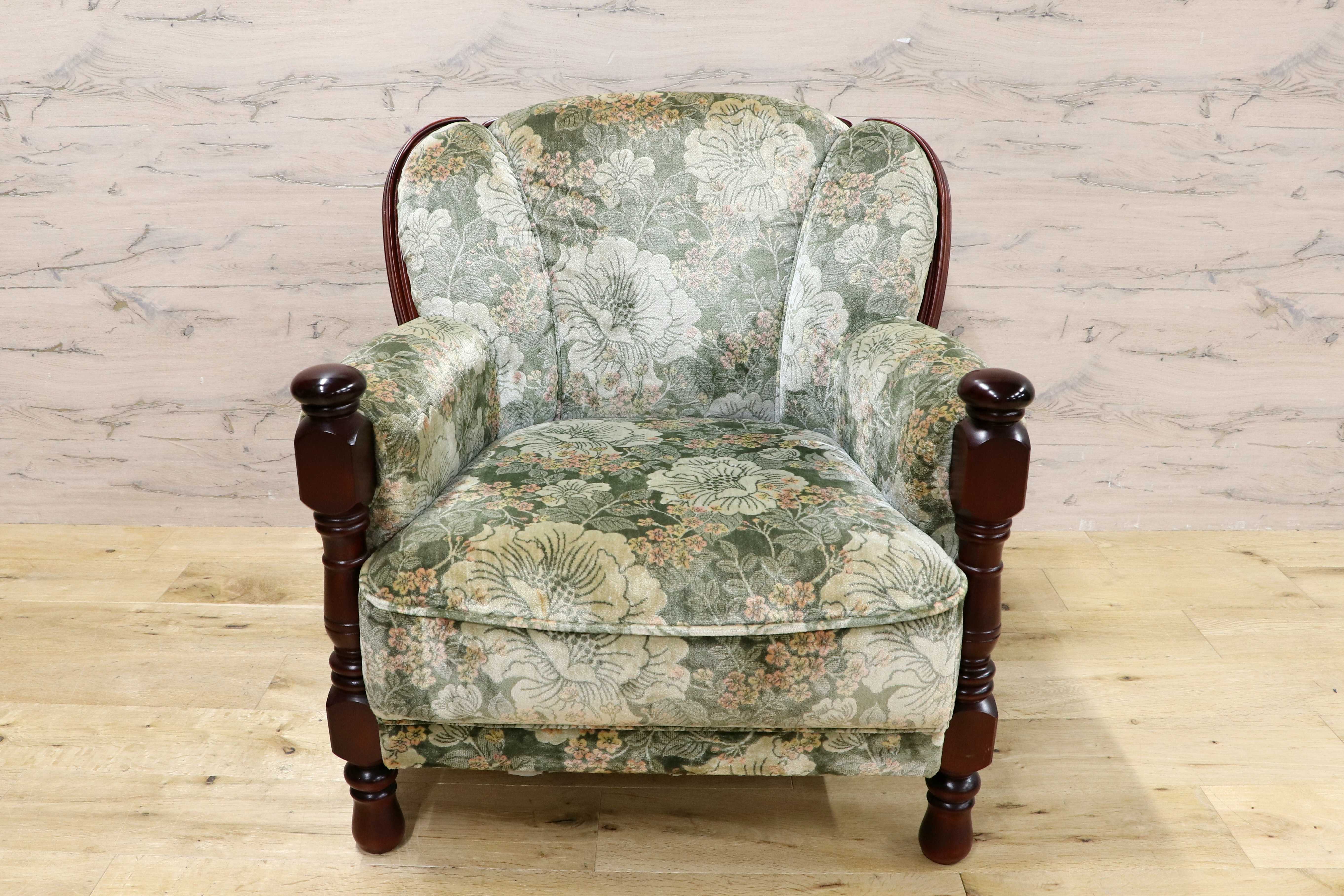 GMIH195B○karimoku / カリモク コロニアル 1人掛けソファ シングルソファ ラウンジチェア 国産家具 ファブリック 花柄 定価約10.4万