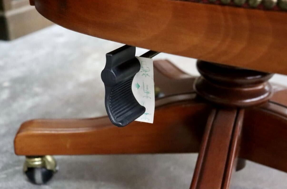 GMIK602○チェスターフィールド パーソナルチェア デスクチェア アームチェア オフィスチェア 本革 回転式 エレガント クラシック