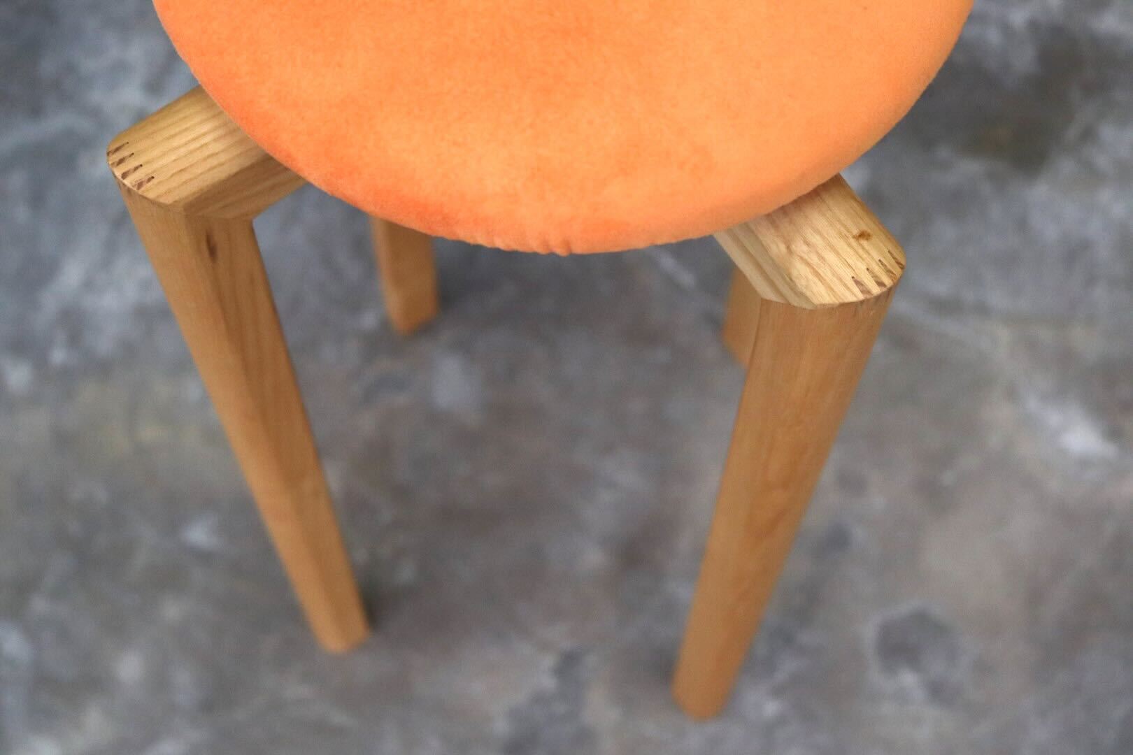 GMIK487B○匠工芸 / TAKUMI KOHGEI マッシュルームスツール MASHROOM STOOL Lサイズ 椅子 スタッキング 木製 オレンジ