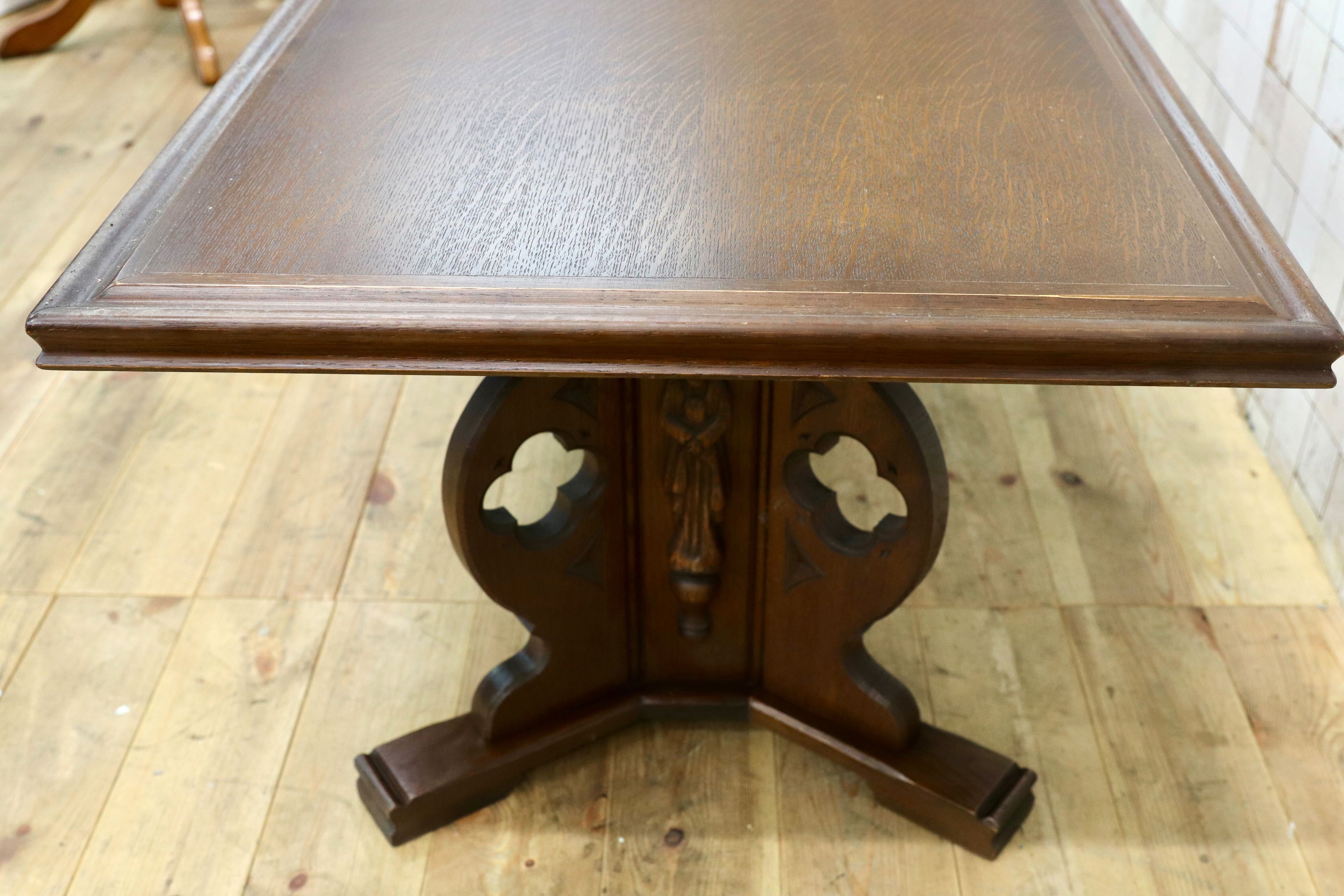 GMNA1○西洋 イギリス アンティーク リビングテーブル センターテーブル 応接机 木製 クラシック 彫刻細工 オールドカントリー オーク材