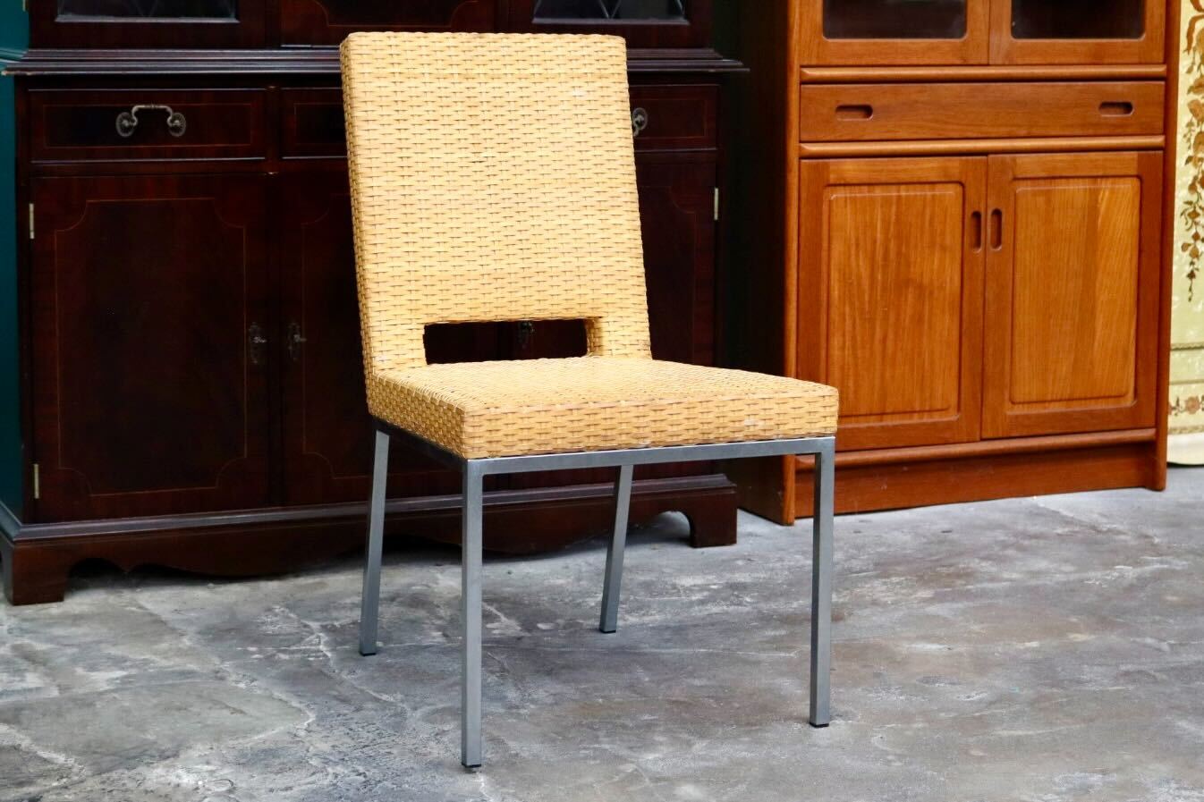 GMIK490C○HUKLA / 日本フクラ ヴァンテ VENTER ダイニングチェア アームレスチェア 椅子 レザー 水牛革編み モダン 国産家具