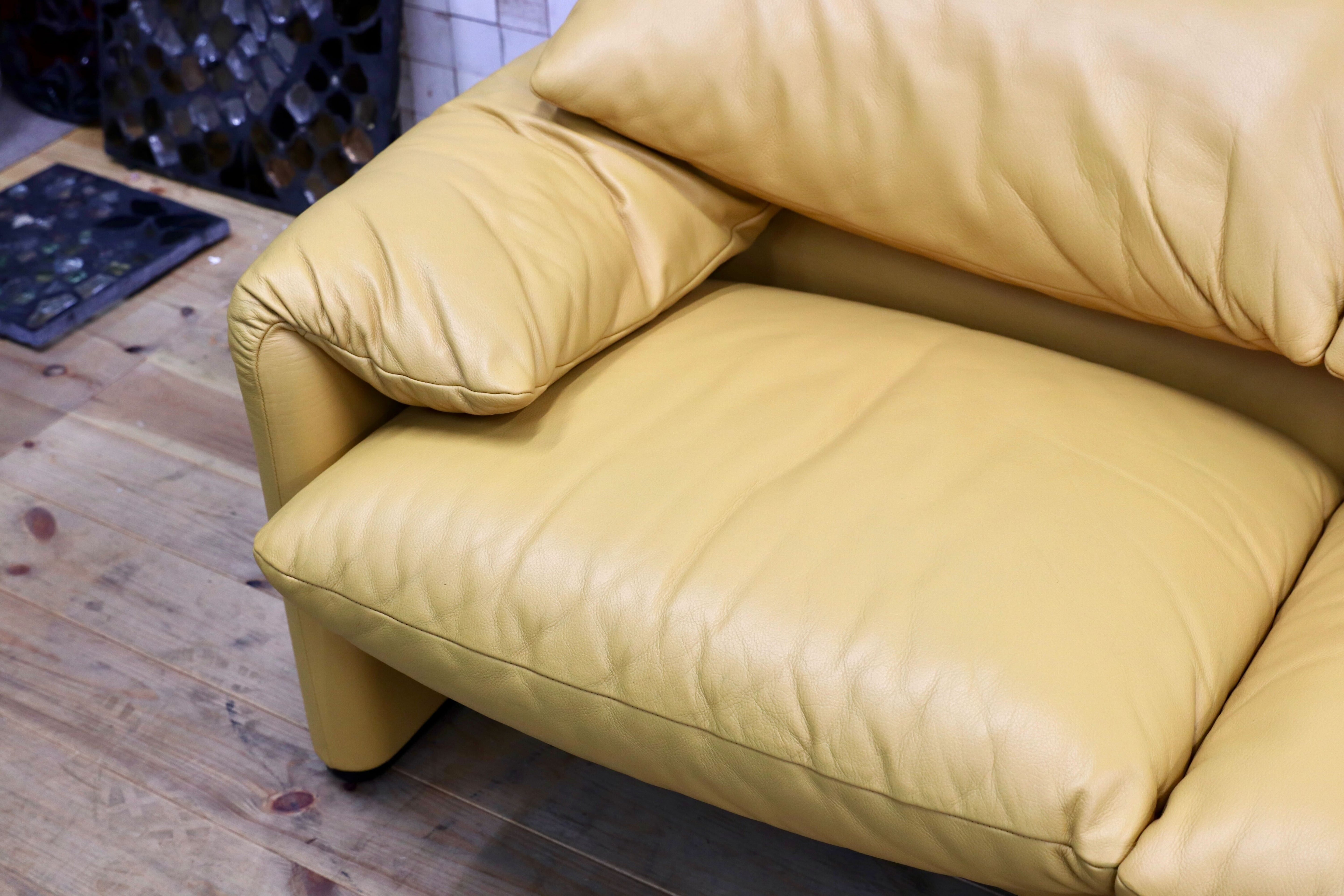 GMIK889○Cassina / カッシーナ MARALUNGA マラルンガ 3人掛けソファ トリプルソファ マスタードイエロー ヴィコ マジストレッティ 約262万