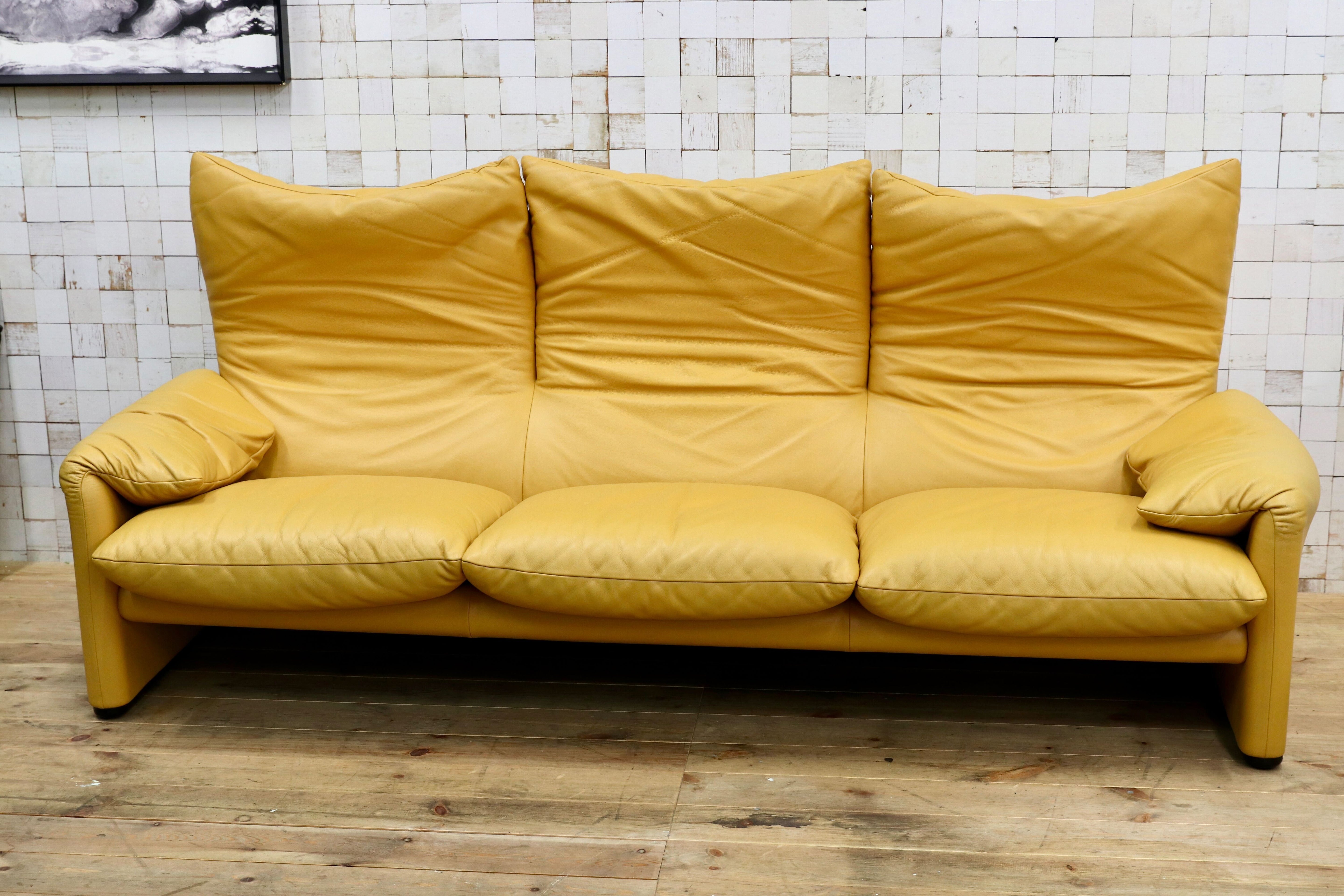 GMIK889○Cassina / カッシーナ MARALUNGA マラルンガ 3人掛けソファ トリプルソファ マスタードイエロー ヴィコ マジストレッティ 約262万