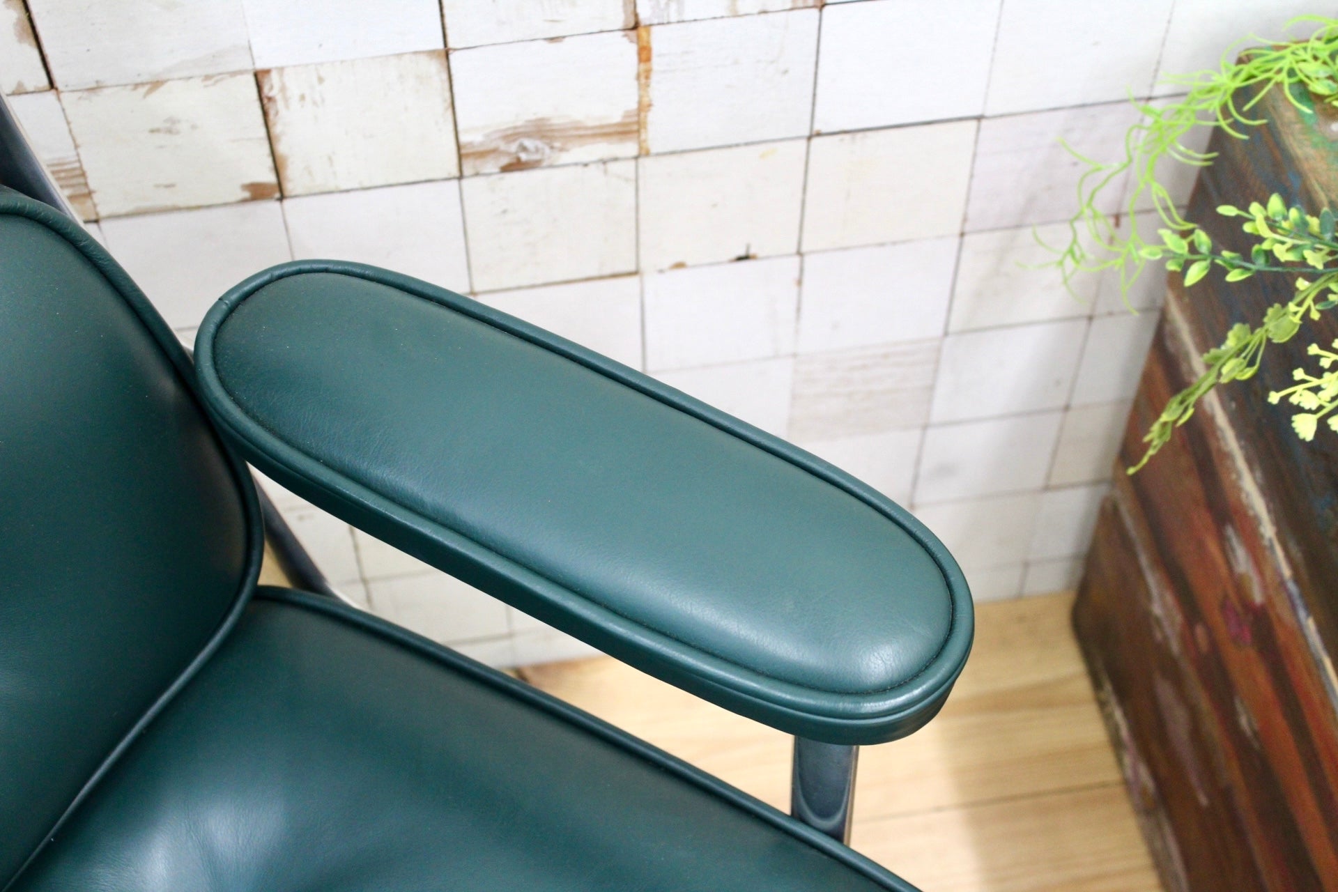 GMJO87L○Herman Miller / ハーマンミラー イームズ エグゼクティブチェア タイムライフチェア 本革 グリーン チャールズ＆レイ 定価約95万