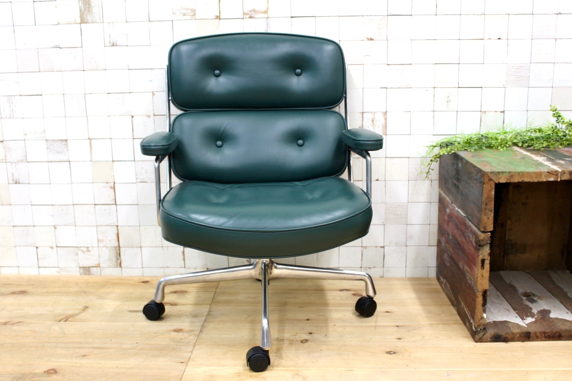 GMJO87P○Herman Miller / ハーマンミラー イームズ エグゼクティブチェア タイムライフチェア 本革 グリーン チャールズ＆レイ 定価約95万