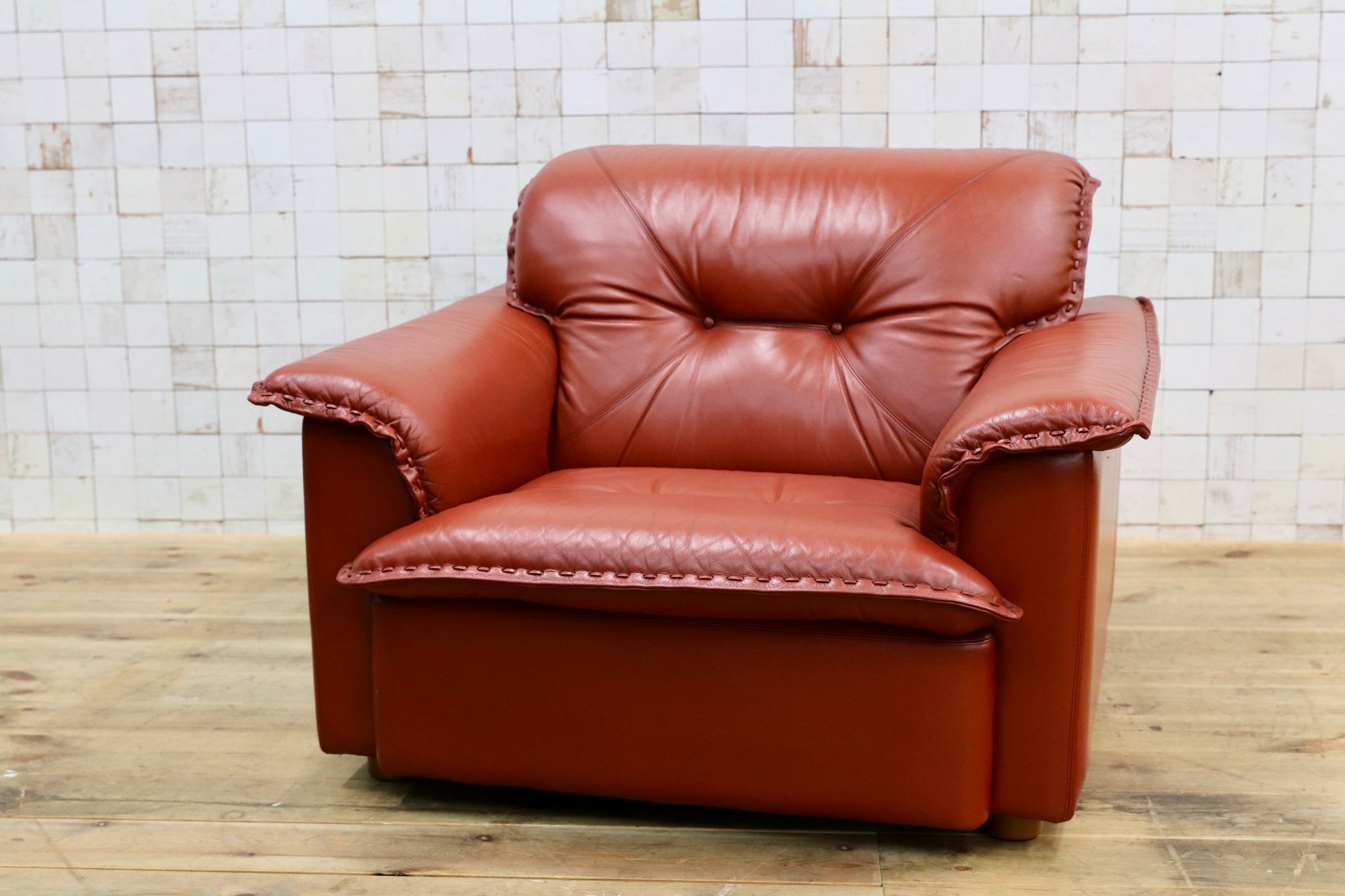 GMJN8A○FUJI FURNITURE / 冨士ファニチア 本革 1人掛けソファ シングルソファ アームチェア 応接ソファ 国産ヴィンテージ 80年代 リペア済