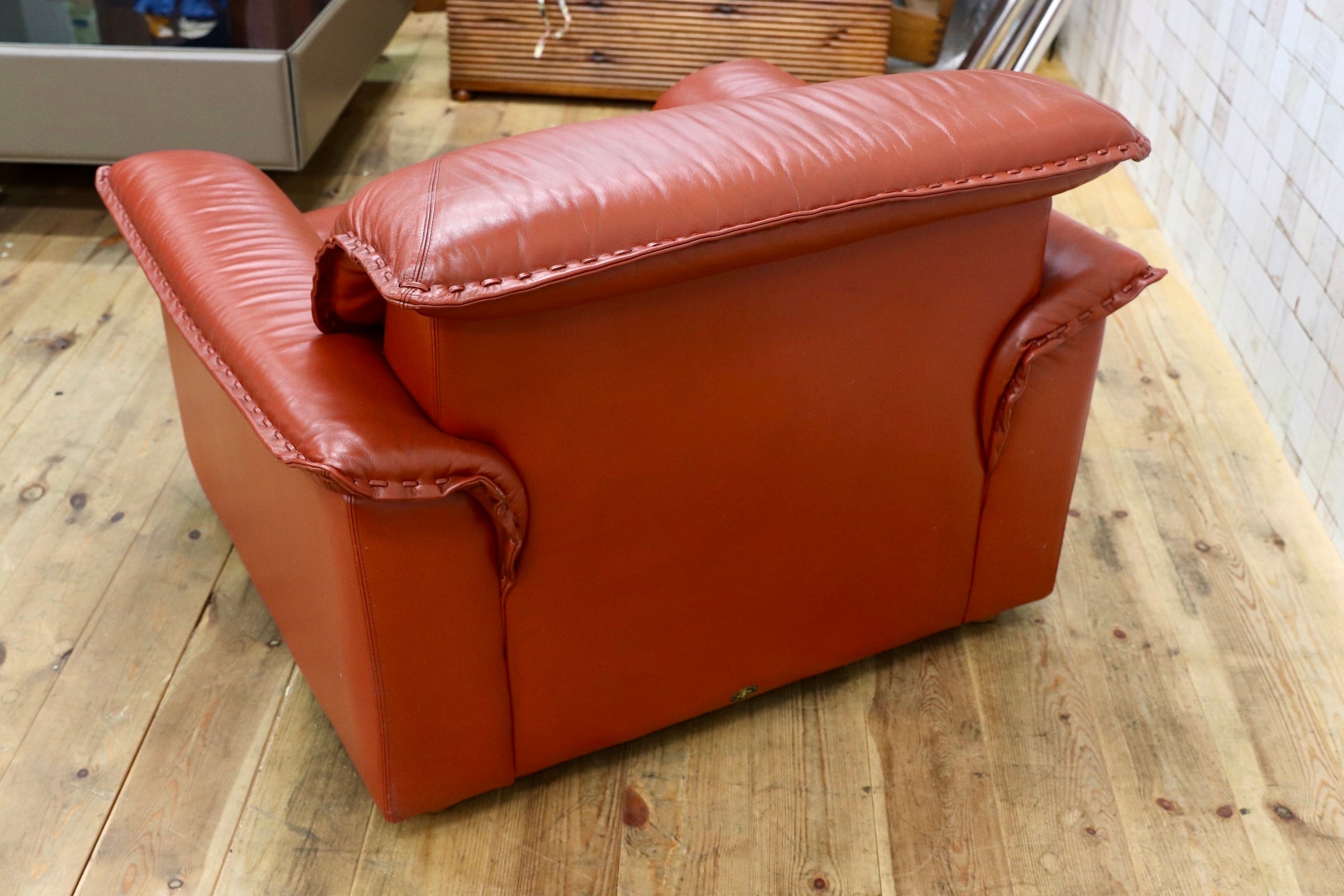 GMJN8A○FUJI FURNITURE / 冨士ファニチア 本革 1人掛けソファ シングルソファ アームチェア 応接ソファ 国産ヴィンテージ 80年代 リペア済