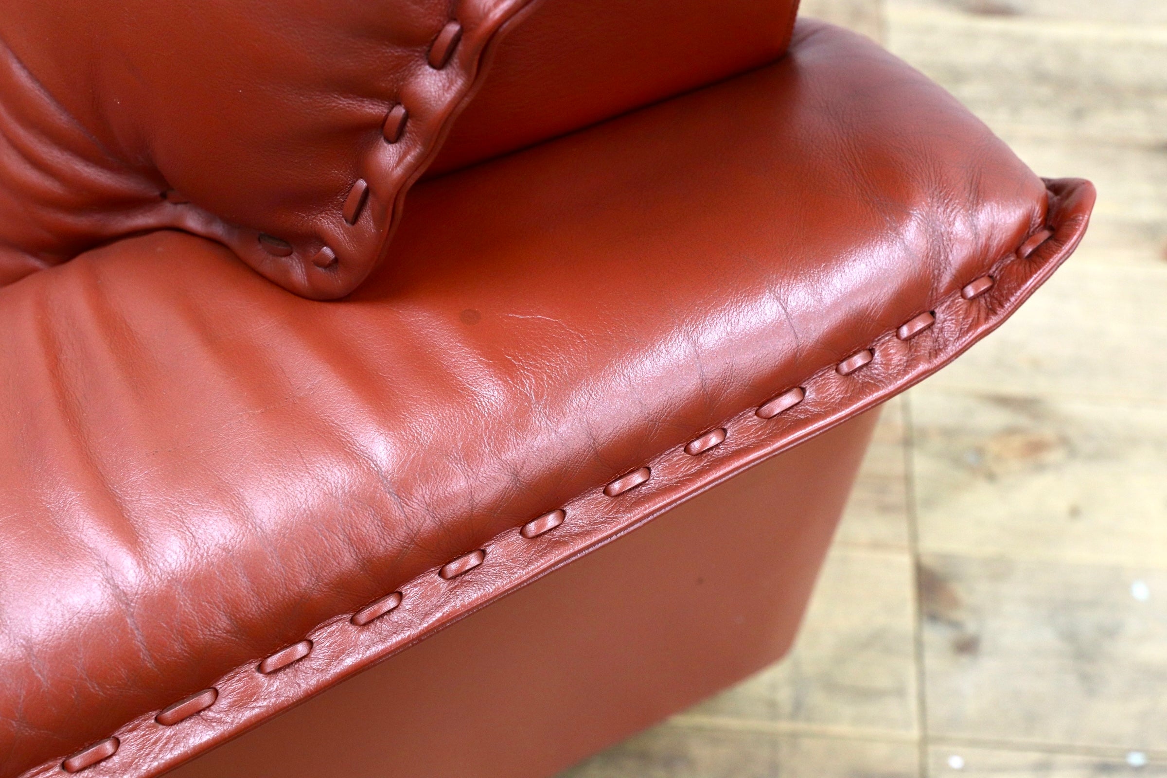 GMJN8A○FUJI FURNITURE / 冨士ファニチア 本革 1人掛けソファ シングルソファ アームチェア 応接ソファ 国産ヴィンテージ 80年代 リペア済