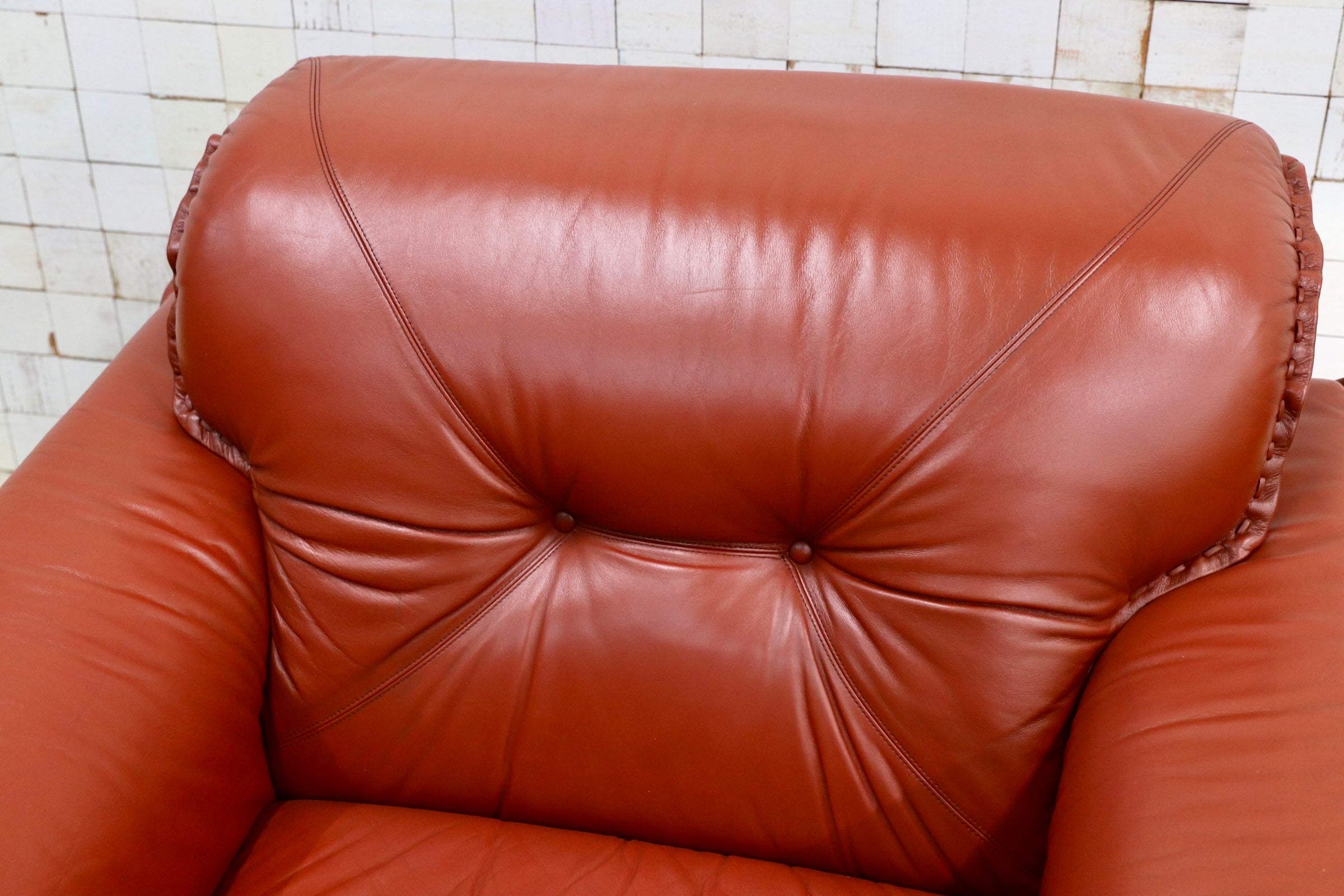 GMJN8B○FUJI FURNITURE / 冨士ファニチア 本革 1人掛けソファ シングルソファ アームチェア 応接ソファ 国産ヴィンテージ 80年代 リペア済