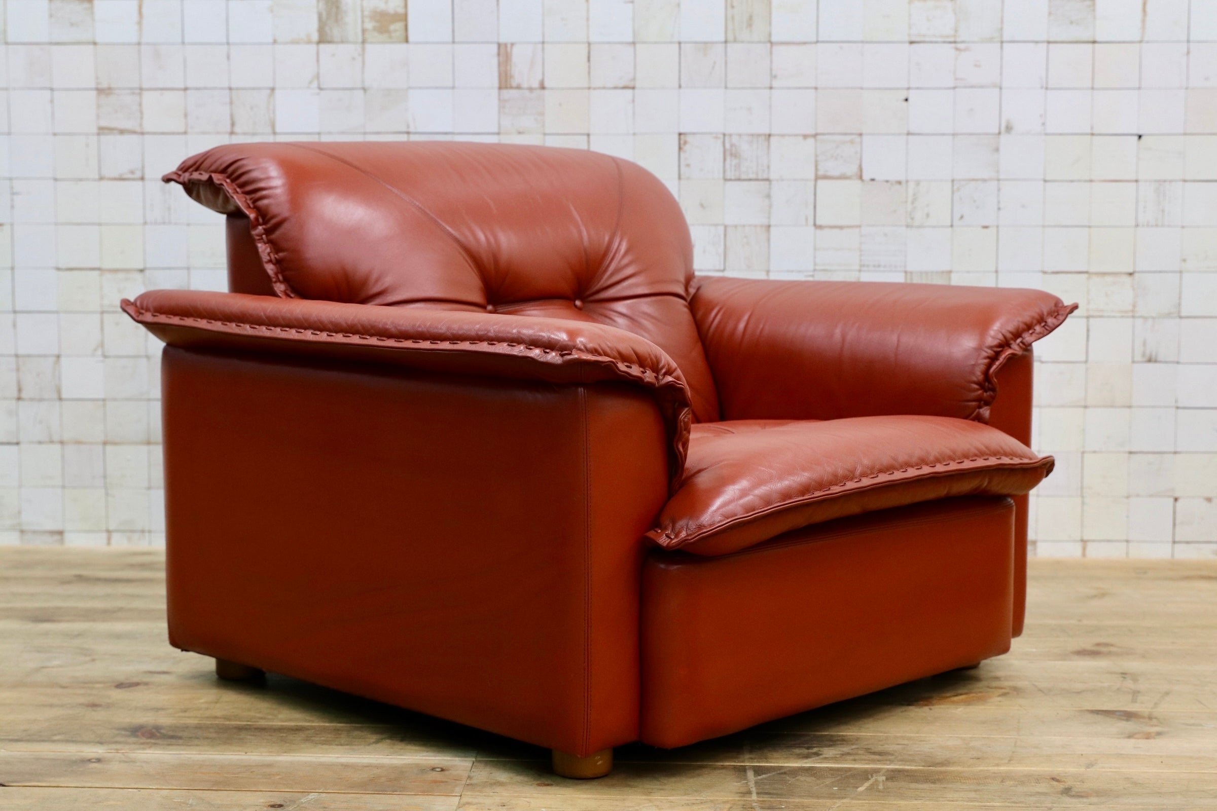 GMJN8B○FUJI FURNITURE / 冨士ファニチア 本革 1人掛けソファ シングルソファ アームチェア 応接ソファ 国産ヴィンテージ 80年代 リペア済