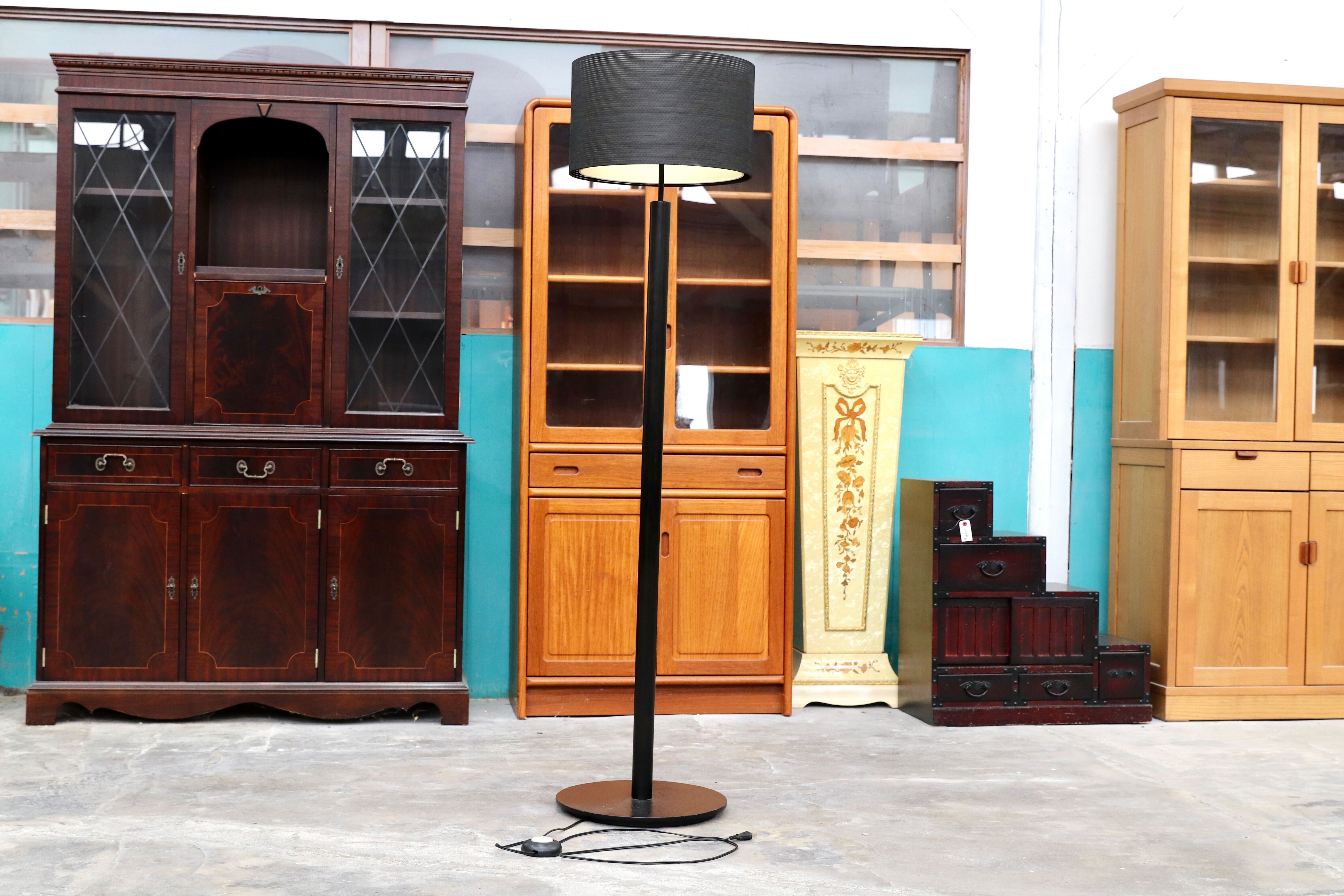 GMIK461○cassina ixc / カッシーナイクスシー RIGATO リガート フロアランプ 照明 フロアライト ブラック イタリアモダン 廃番 11年製