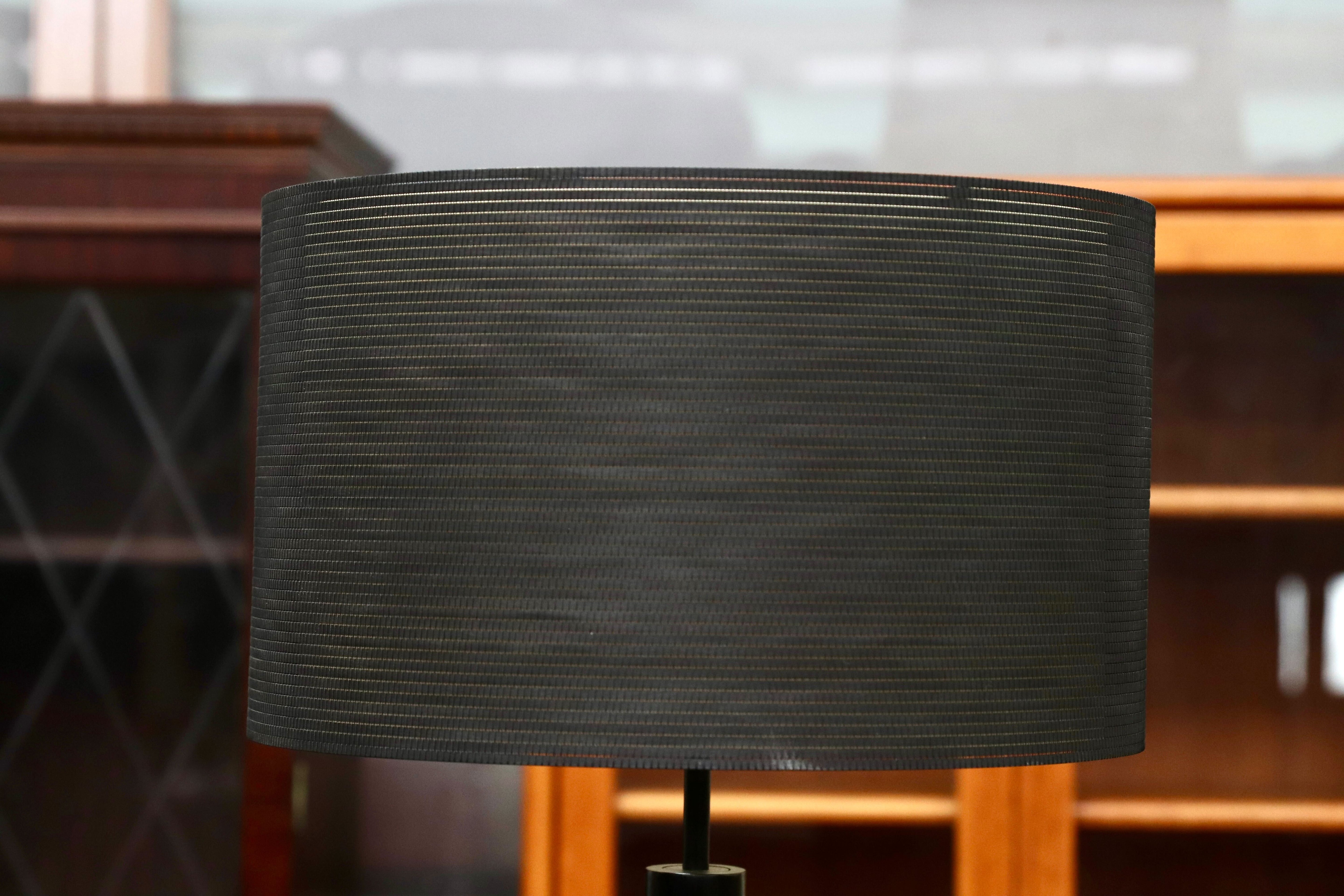 GMIK461○cassina ixc / カッシーナイクスシー RIGATO リガート フロアランプ 照明 フロアライト ブラック イタリアモダン 廃番 11年製