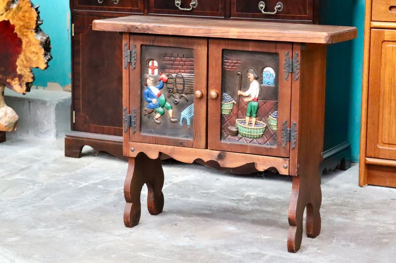 GMIK454○スペイン家具 キャビネット ラック サイドボード 収納棚 飾り台 花台 木製 無垢材 木彫り ハンドペイント クラシック レトロ