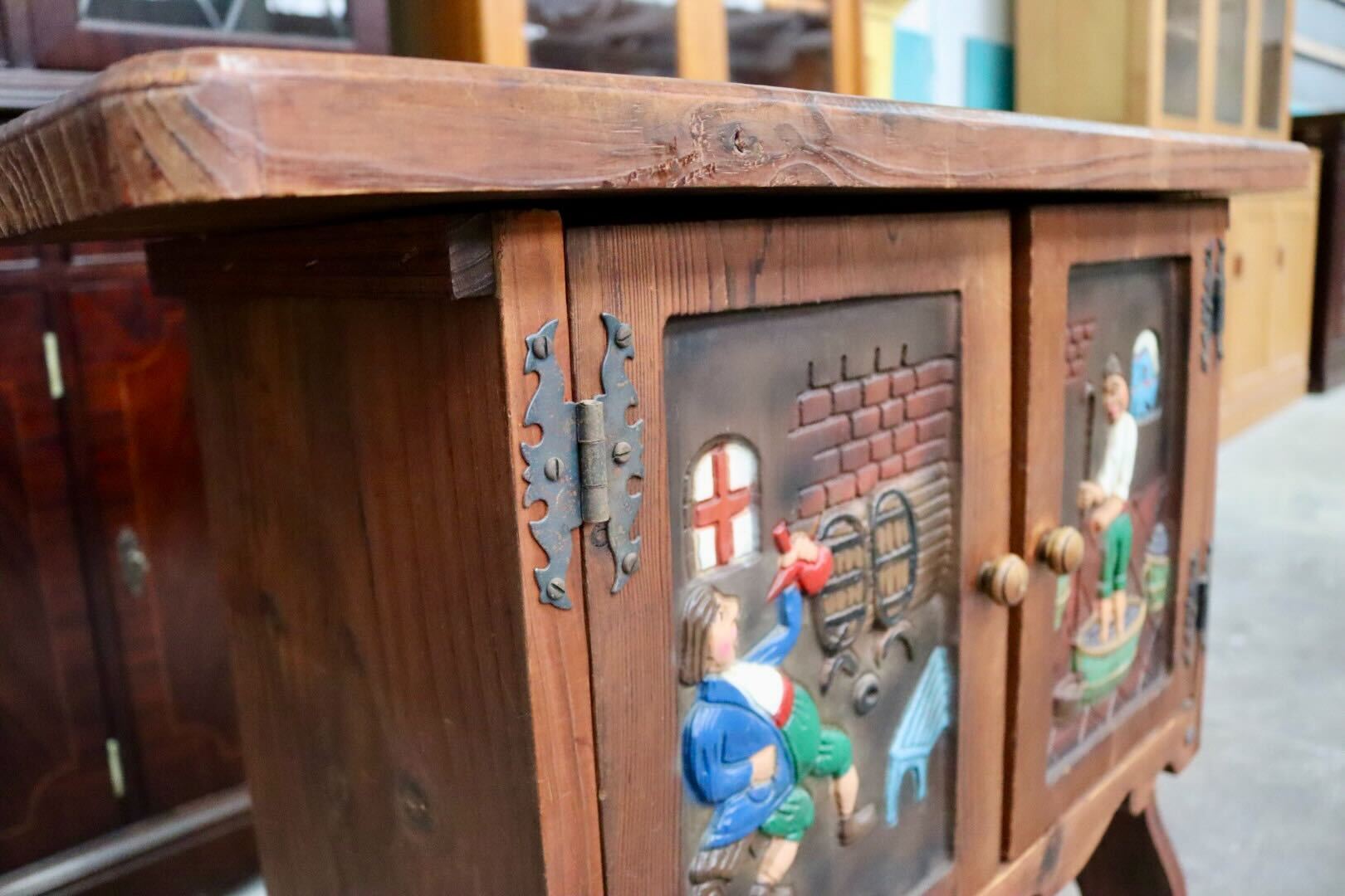 GMIK454○スペイン家具 キャビネット ラック サイドボード 収納棚 飾り台 花台 木製 無垢材 木彫り ハンドペイント クラシック レトロ