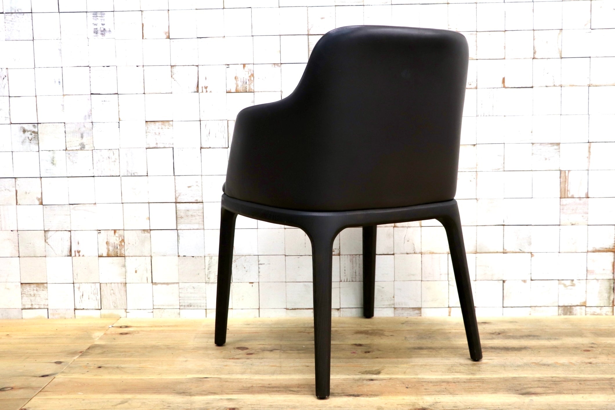 GMJK293D○Poliform / ポリフォーム ACTUS アクタス SOPHIE ソフィー アームチェア ダイニングチェア 椅子 本革 無垢材 イタリア 約35万円