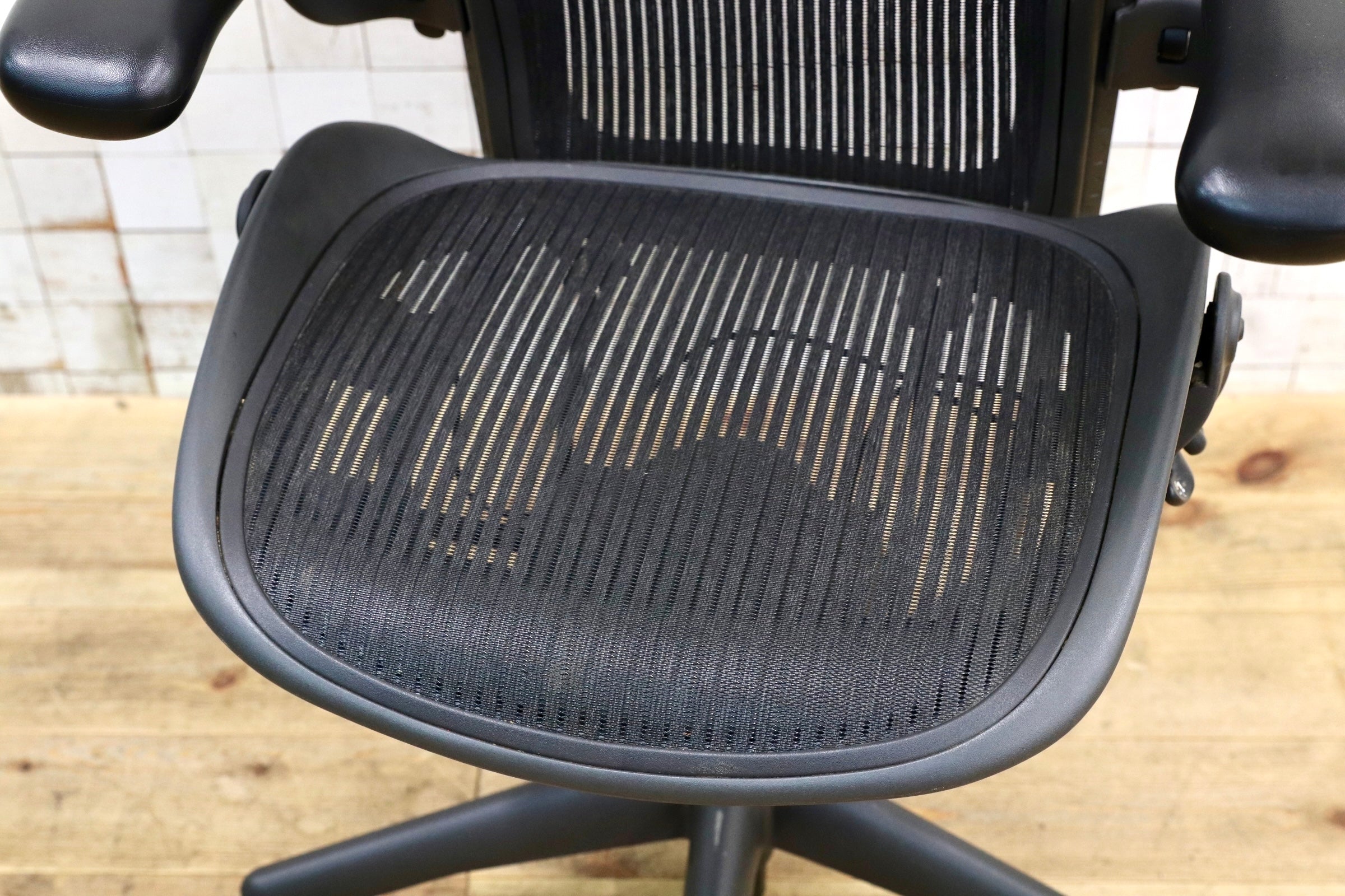 GMJK282○Herman Miller / ハーマンミラー アーロンチェア クラシック Bサイズ フル装備 ランバー メッシュ デスクチェア オフィスチェア