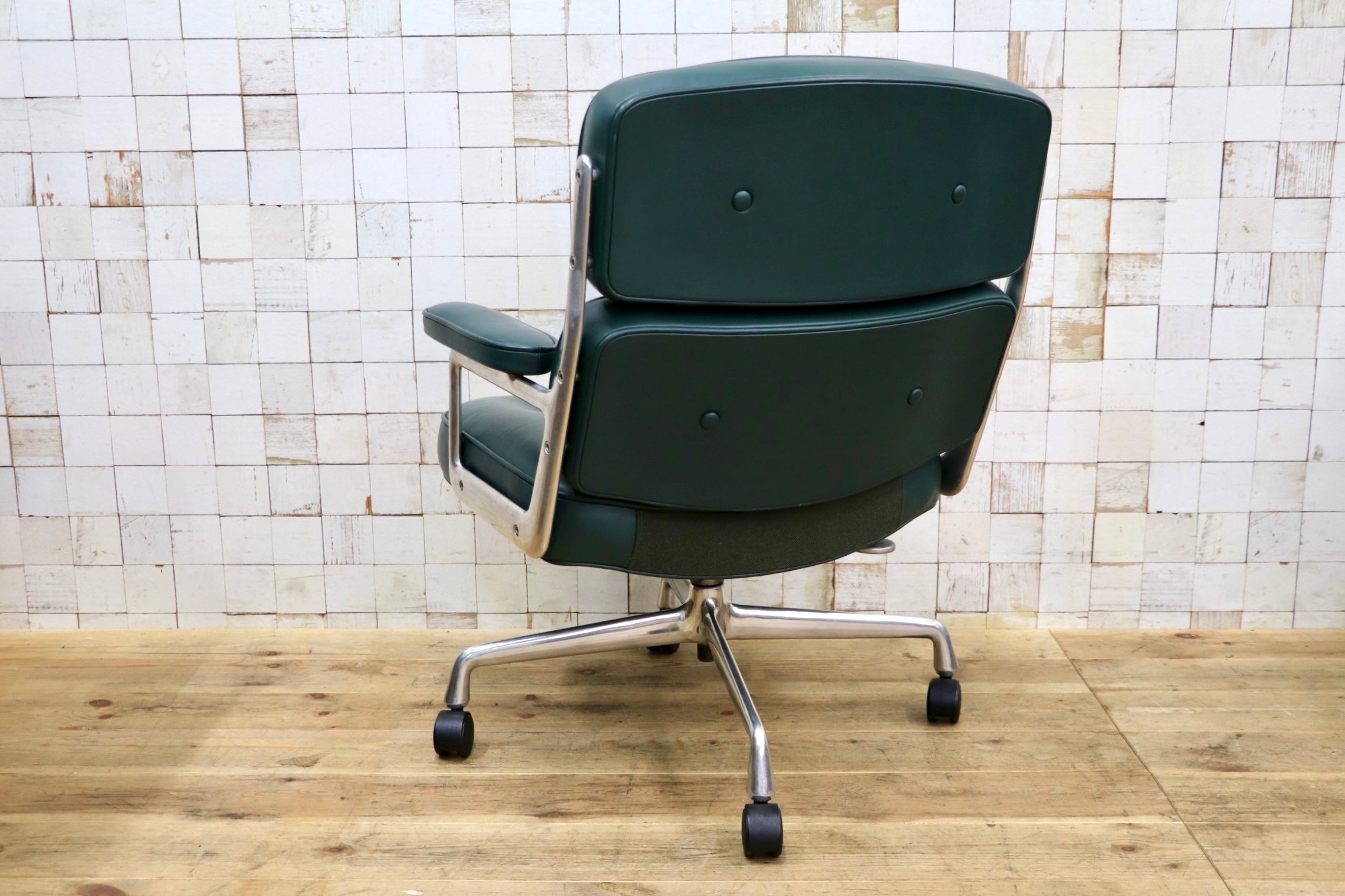 GMJO87F○Herman Miller / ハーマンミラー イームズ エグゼクティブチェア タイムライフチェア 本革 グリーン チャールズ＆レイ 定価約95万