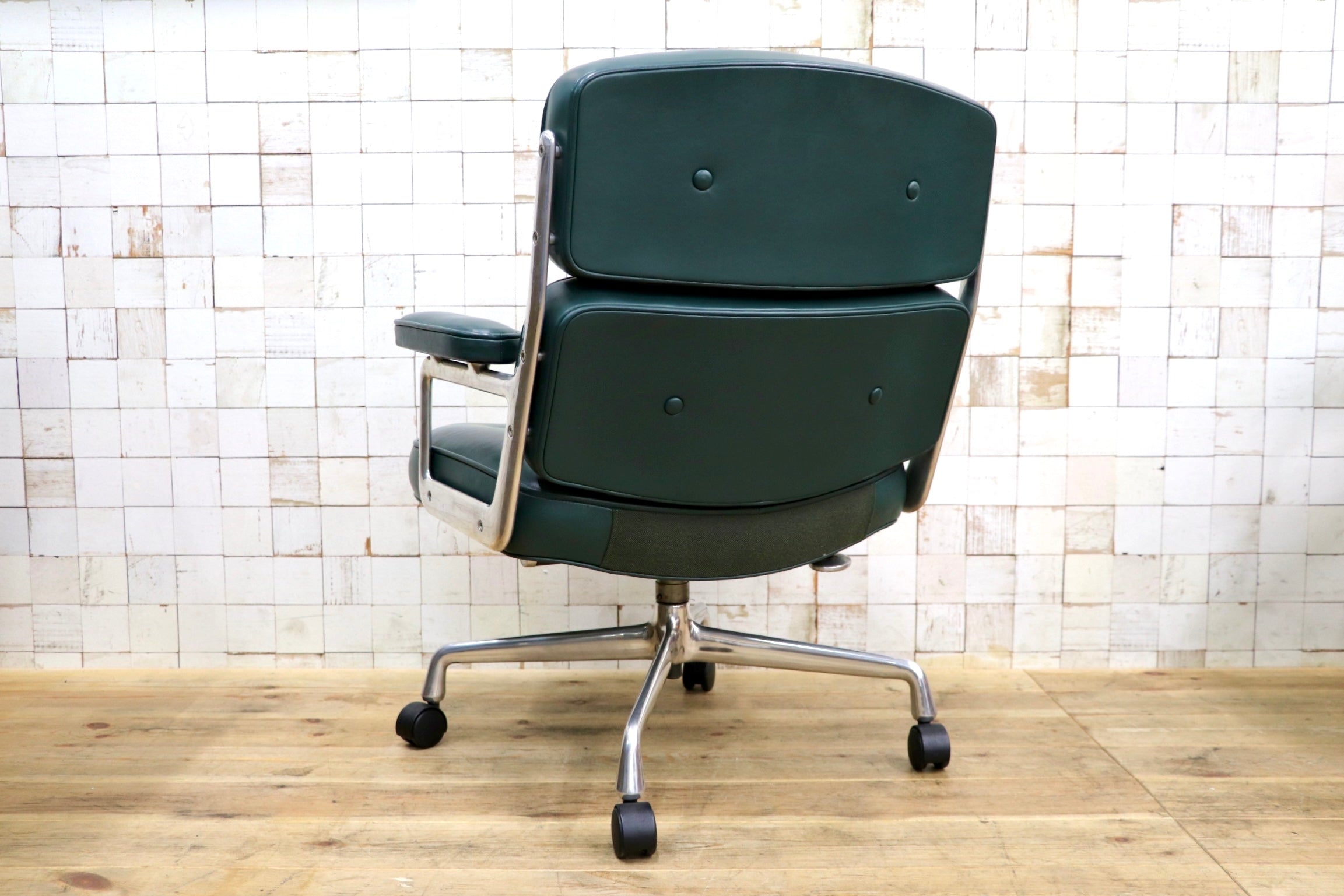 GMJO87D○Herman Miller / ハーマンミラー イームズ エグゼクティブチェア タイムライフチェア 本革 グリーン チャールズ＆レイ 定価約95万