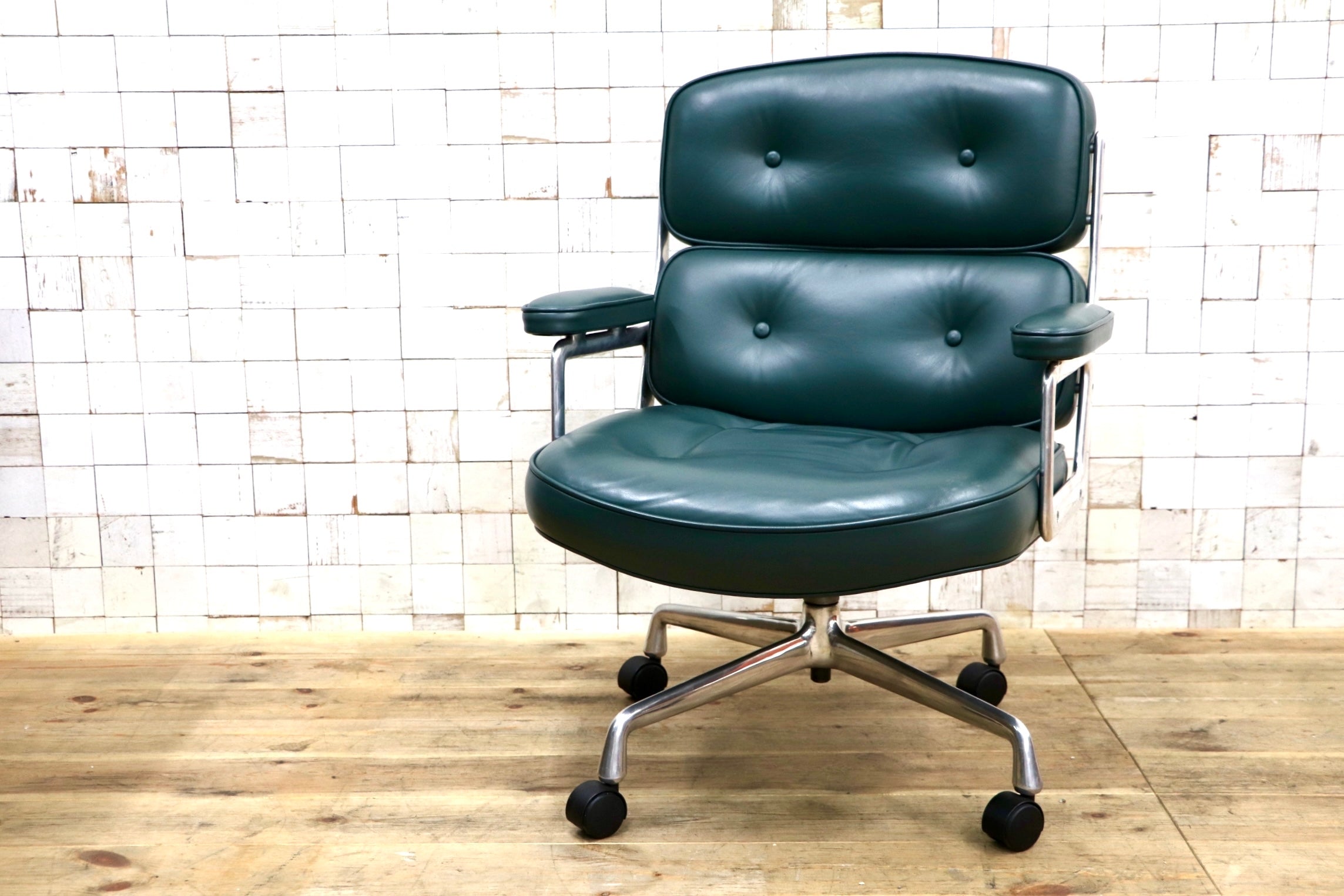 GMJO87J○Herman Miller / ハーマンミラー イームズ エグゼクティブチェア タイムライフチェア 本革 グリーン チャールズ＆レイ 定価約95万