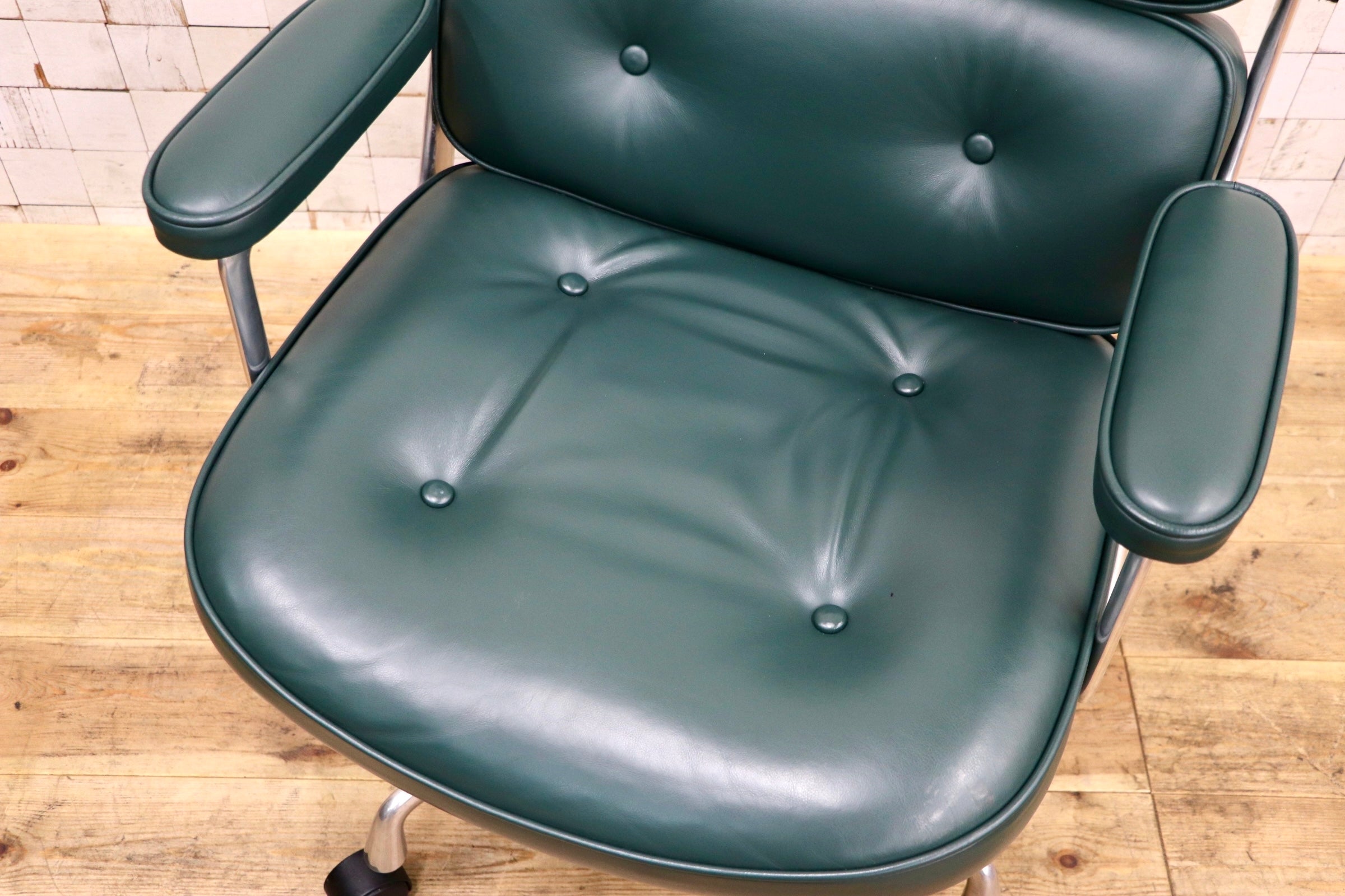 GMJO87J○Herman Miller / ハーマンミラー イームズ エグゼクティブチェア タイムライフチェア 本革 グリーン チャールズ＆レイ 定価約95万