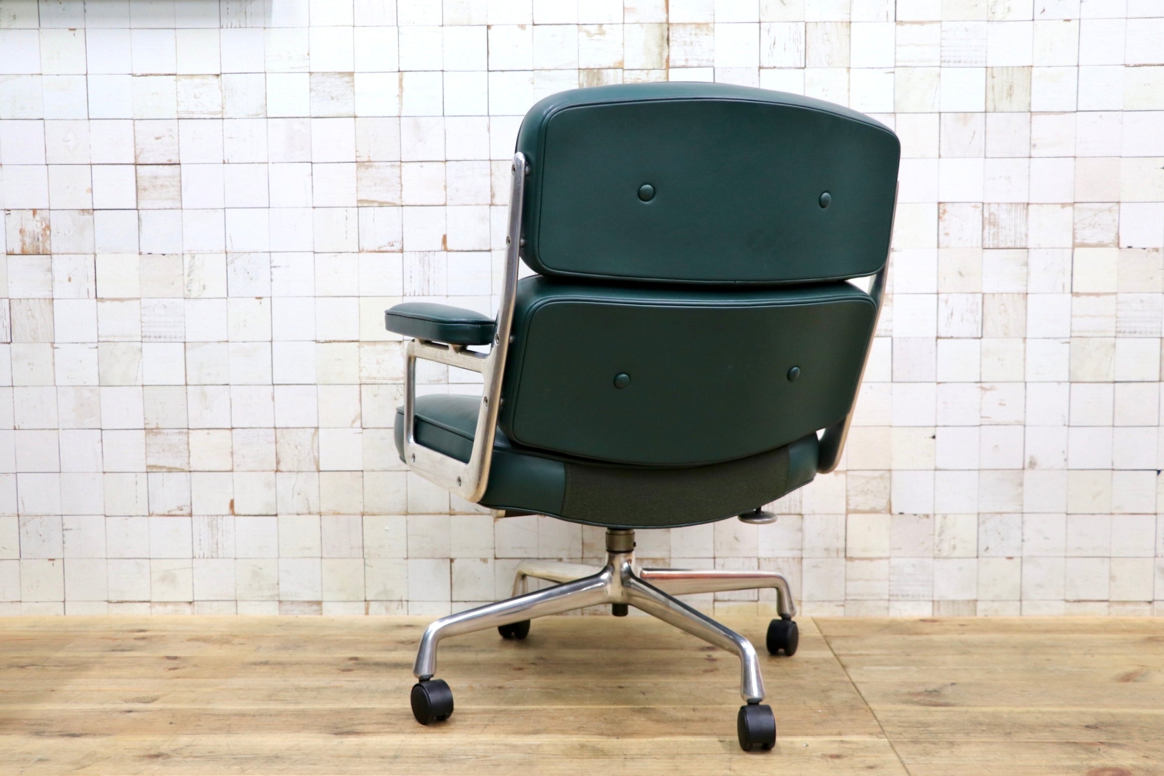 GMJO87J○Herman Miller / ハーマンミラー イームズ エグゼクティブチェア タイムライフチェア 本革 グリーン チャールズ＆レイ 定価約95万