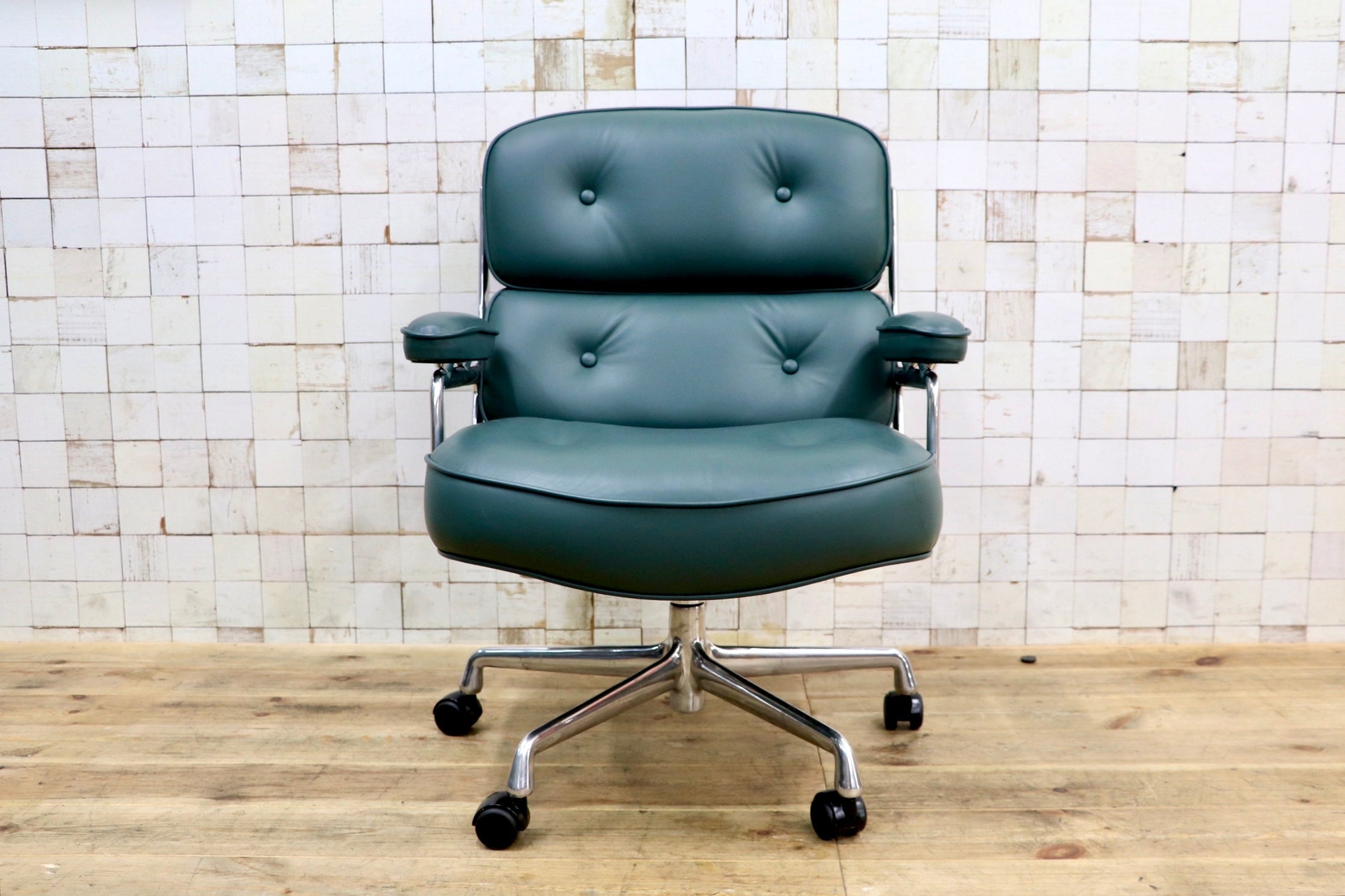 GMJO87M○Herman Miller / ハーマンミラー イームズ エグゼクティブチェア タイムライフチェア 本革 グリーン チャールズ＆レイ 定価約95万