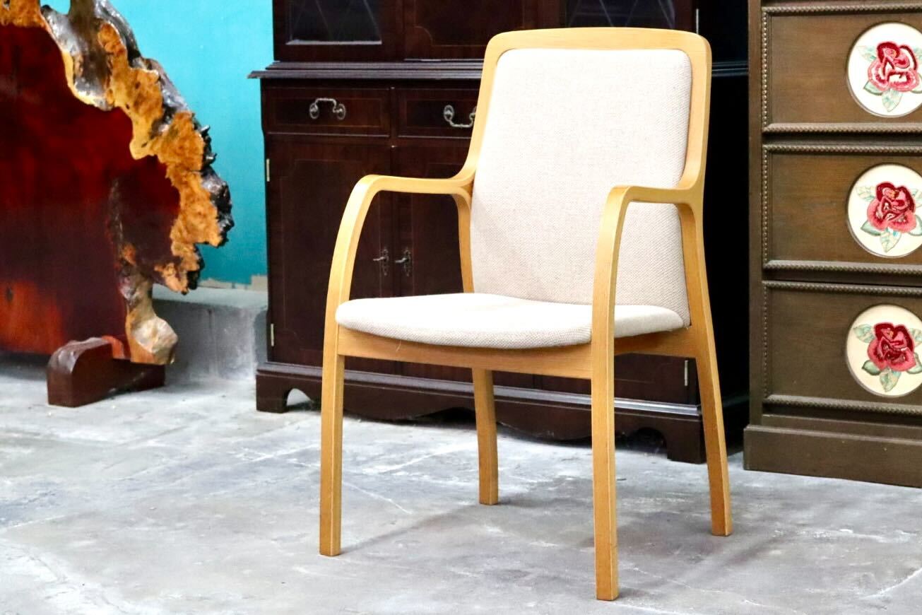 GMIK580B○Tendo / 天童木工 ダイニングチェア アームチェア 椅子 肘掛 ベージュ 曲木 ファブリック ナチュラル モダン