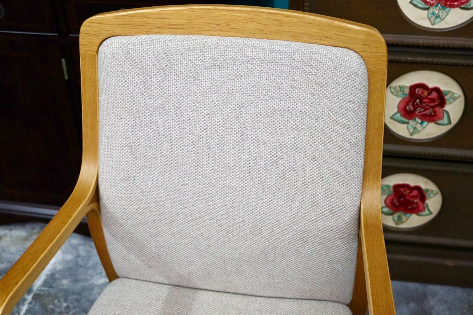 GMIK580B○Tendo / 天童木工 ダイニングチェア アームチェア 椅子 肘掛 ベージュ 曲木 ファブリック ナチュラル モダン