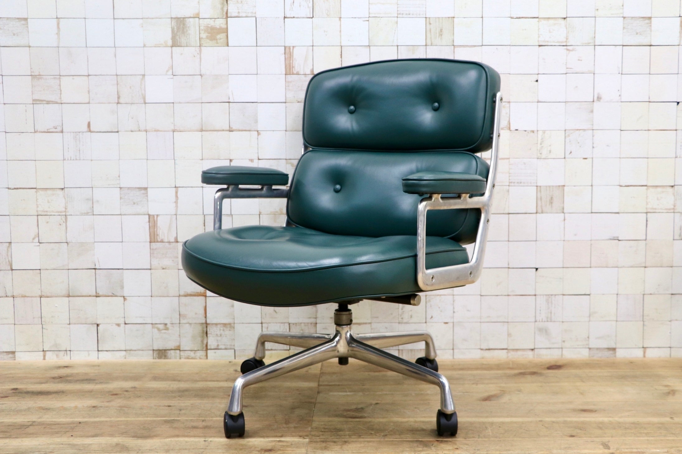 GMJO87S○Herman Miller / ハーマンミラー イームズ エグゼクティブチェア タイムライフチェア 本革 グリーン チャールズ＆レイ 定価約95万