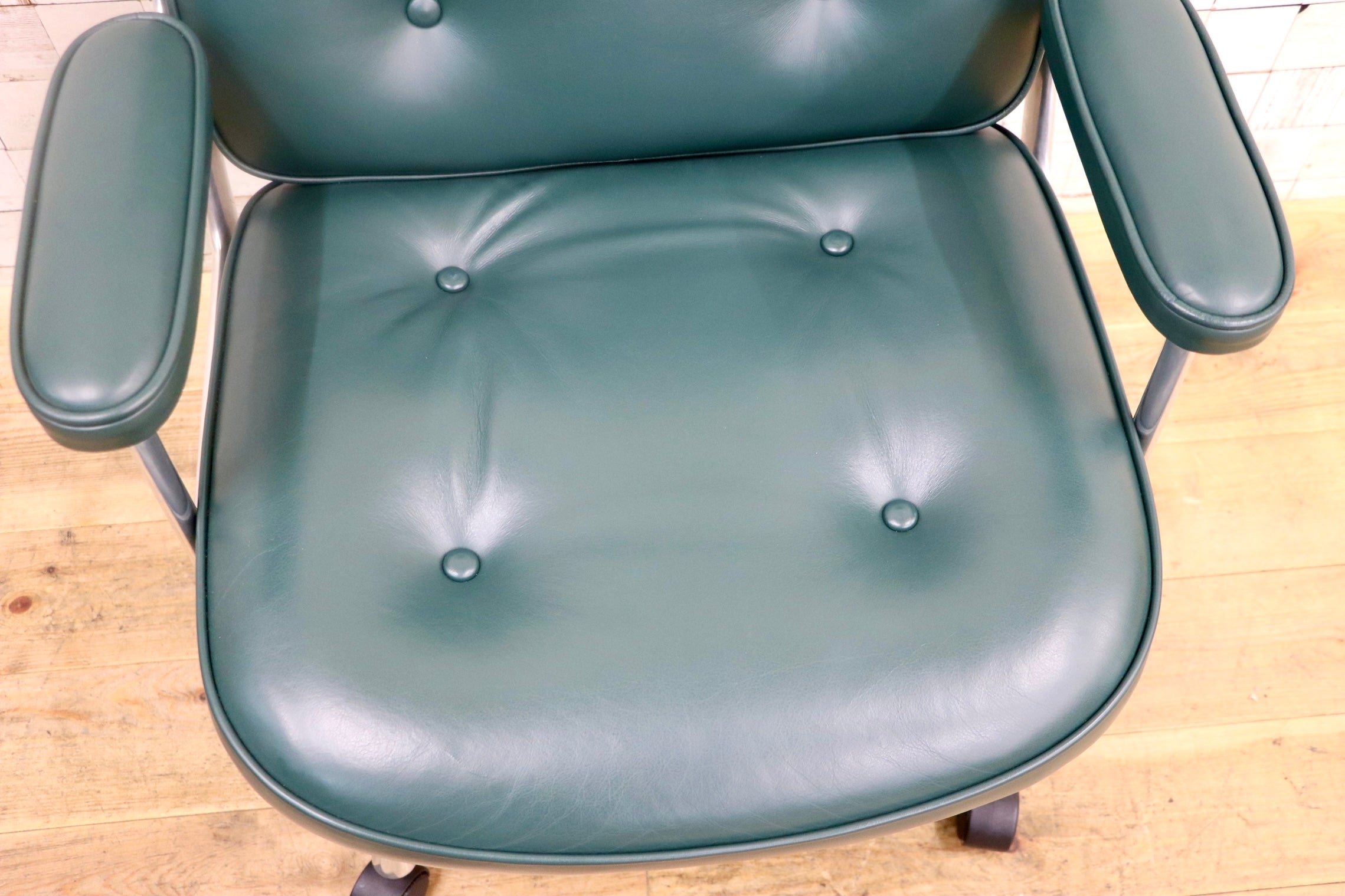 GMJO87S○Herman Miller / ハーマンミラー イームズ エグゼクティブチェア タイムライフチェア 本革 グリーン チャールズ＆レイ 定価約95万