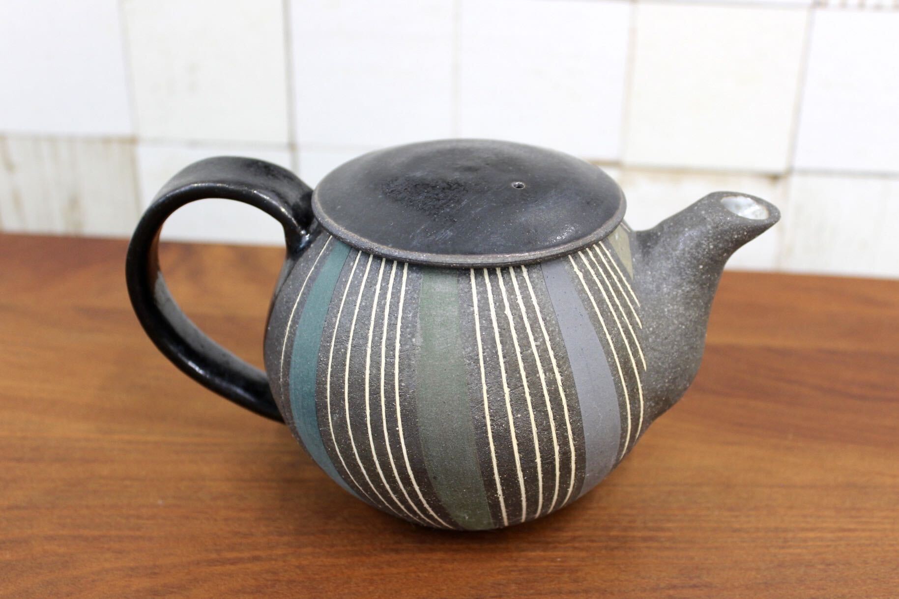 GMJO128〇市野悟窯 市野哲次 丹波焼 彩色線象嵌 ティーポット 陶器 現代陶芸 作家物