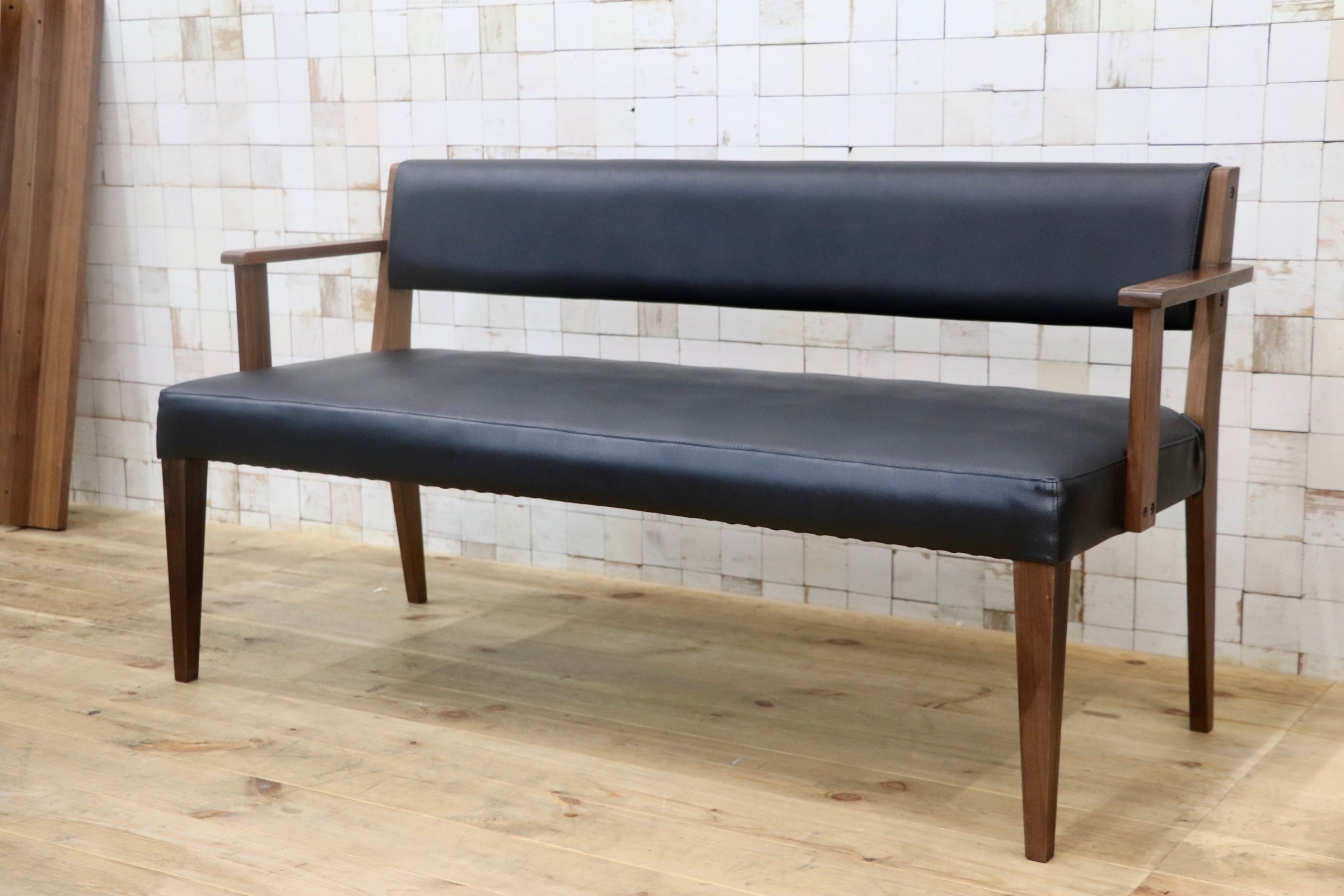 GMJS221B〇関家具 CAIN / カイン 椅子 モダン ブラック ウォールナット ダイニングチェア 木製 ダイニングベンチ 3人掛け 定価約8.7万