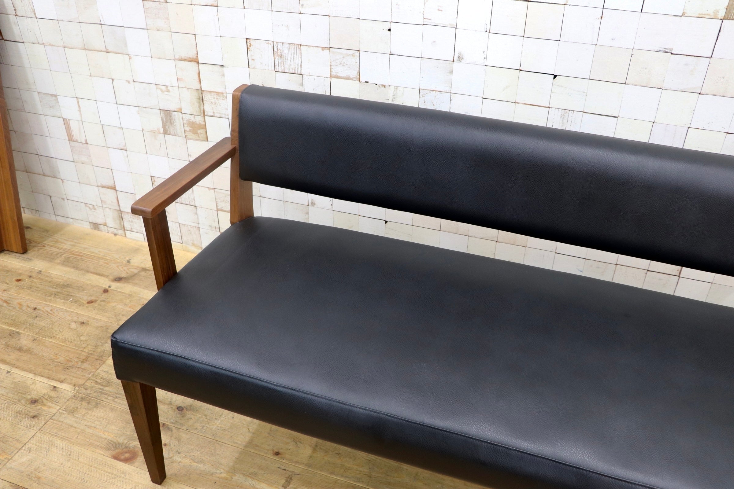 GMJS221B〇関家具 CAIN / カイン 椅子 モダン ブラック ウォールナット ダイニングチェア 木製 ダイニングベンチ 3人掛け 定価約8.7万