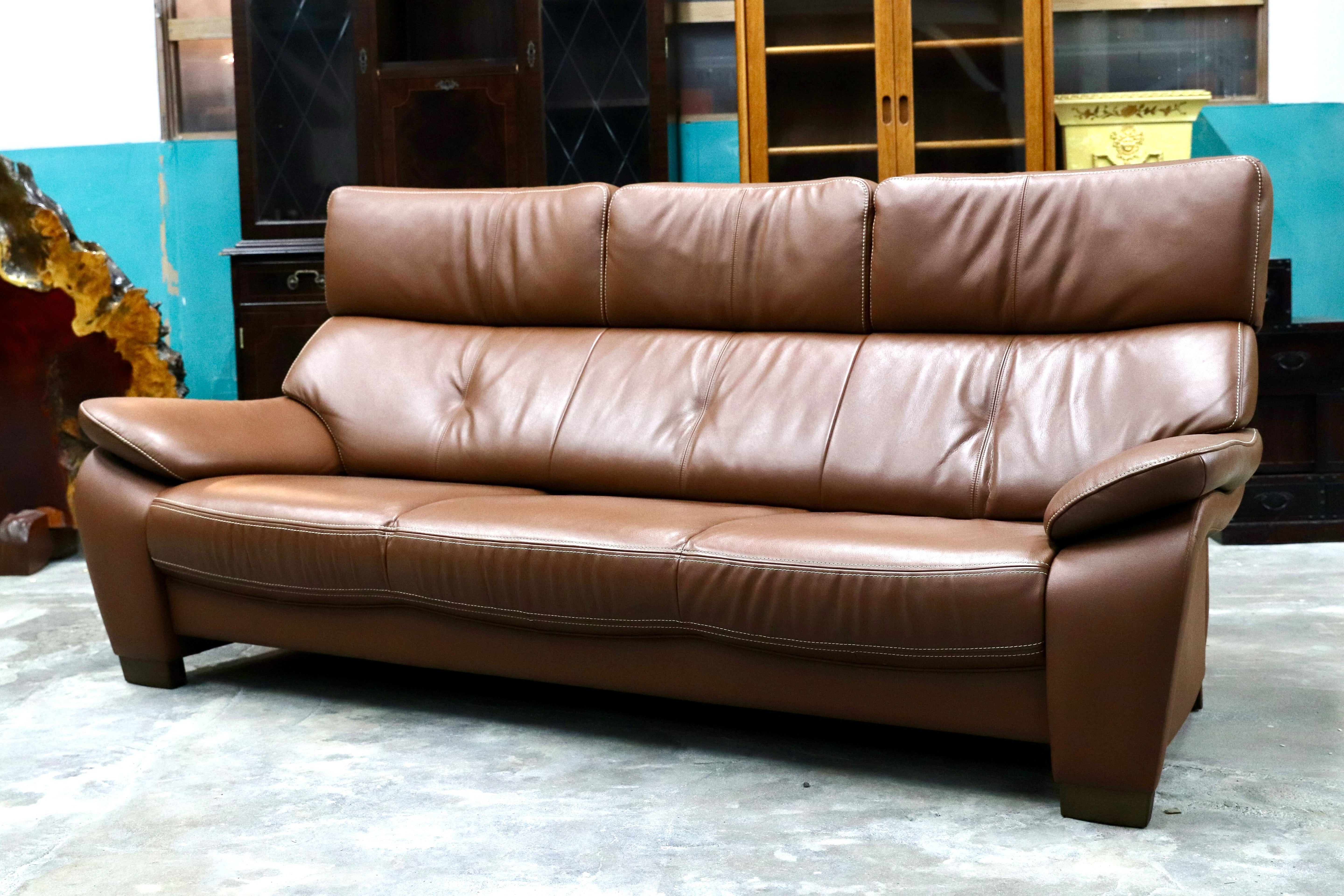 GMIK520○karimoku / カリモク ZW73モデル 3人掛けソファ トリプルソファ ブラウン 長椅子 本革 国産家具 定価約39.4万